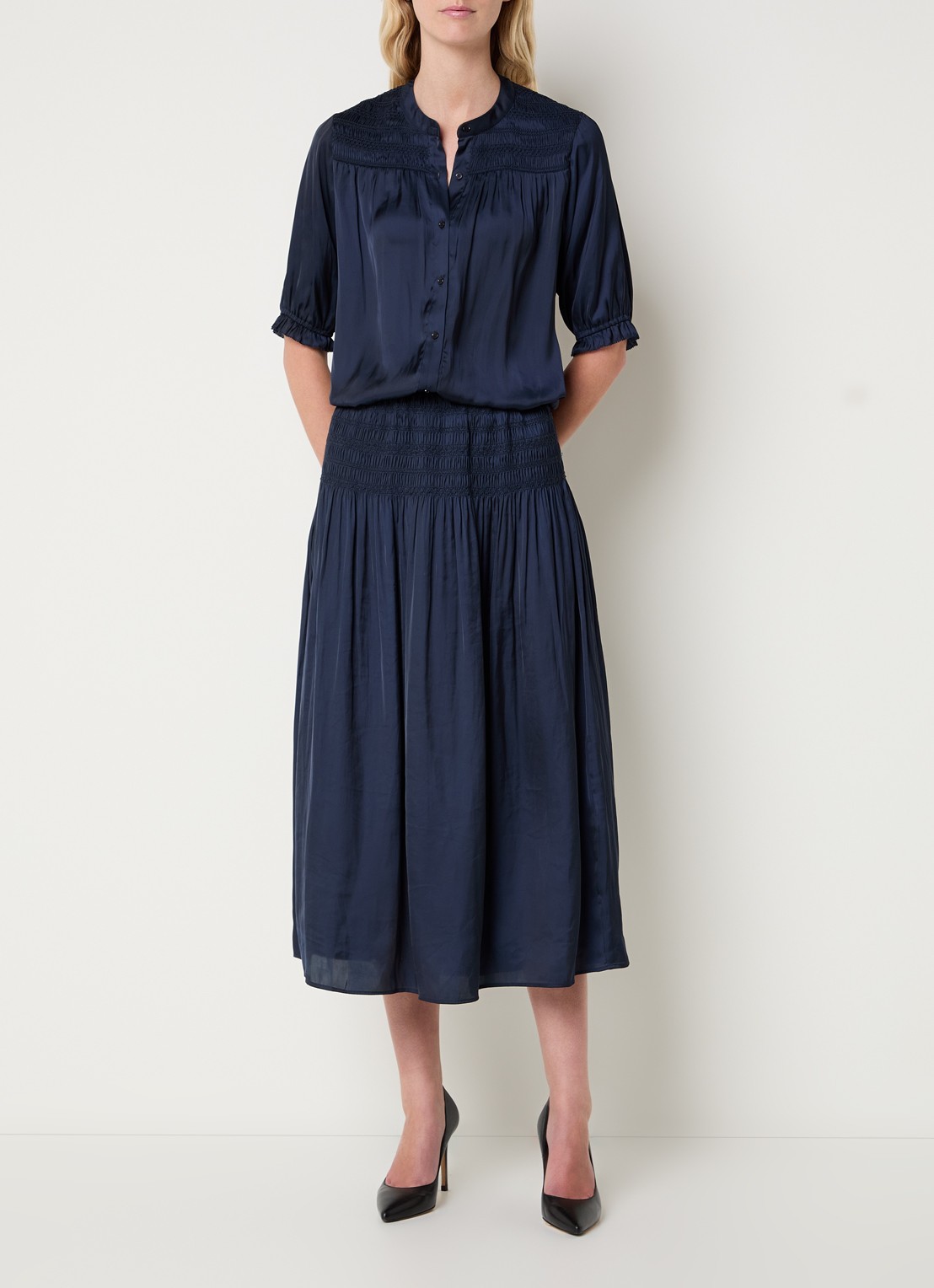 Gerard Darel Jolie midi rok van satijn  - voorkant 2 donkerblauw