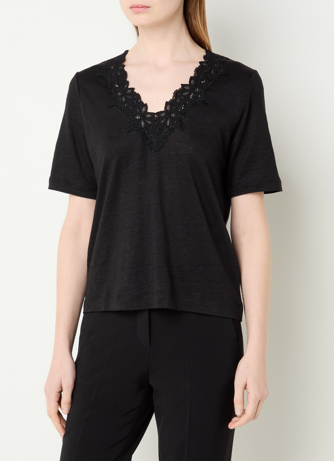 Gerard Darel Maevanelle top met broderie - detail zwart
