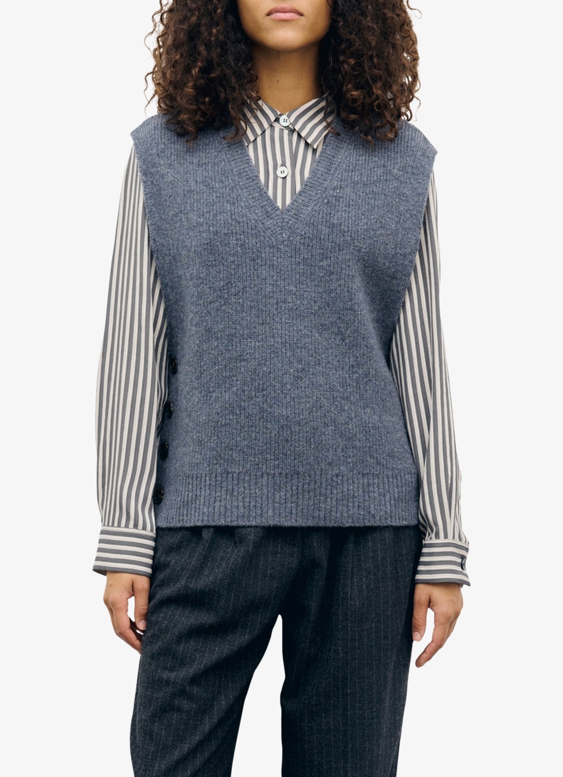 Gerard Darel Renia specer van wol met V-hals - detail blauwgrijs