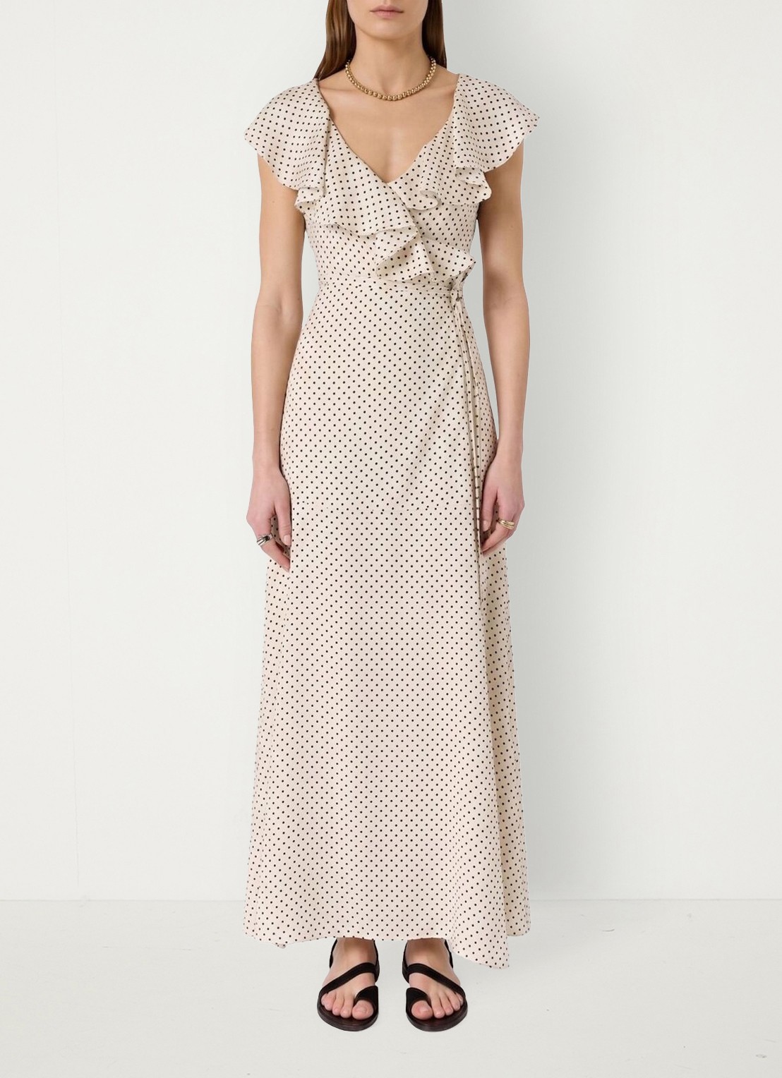 Gerard Darel Rika maxi wikkeljurk met stippenprint  - voorkant 2 creme
