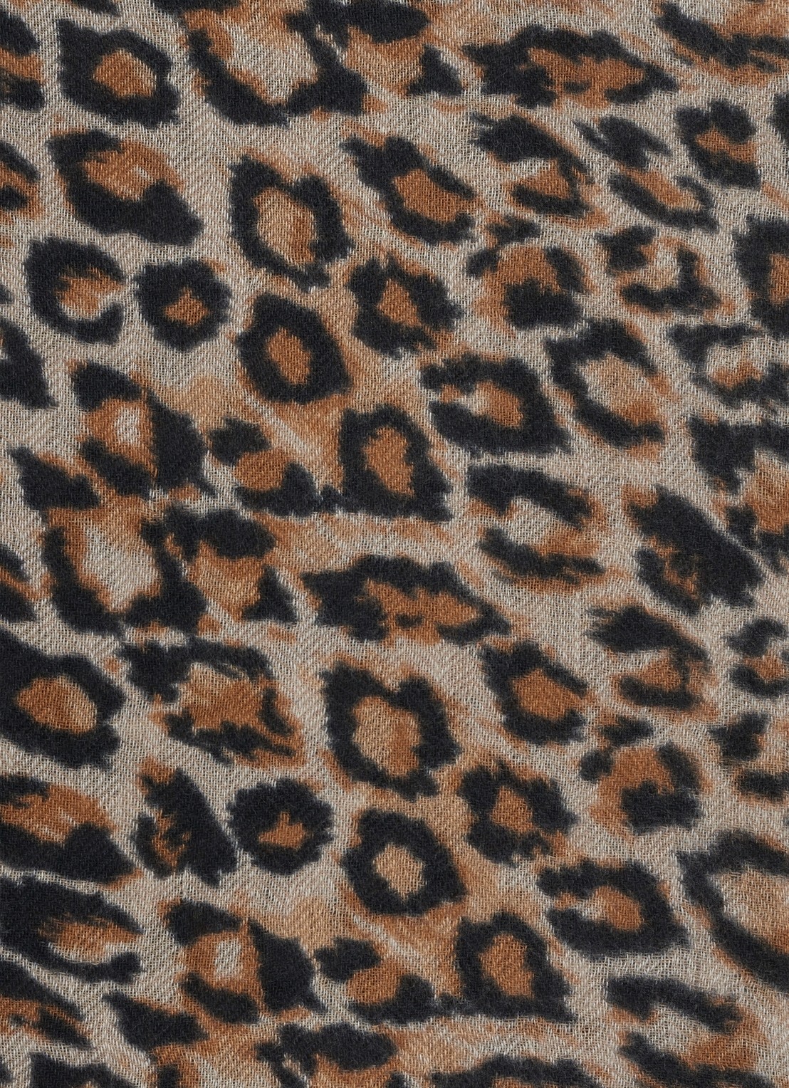 Gerard Darel Silia sjaal van wol en kasjmier met dierenprint - detail 2 bruin