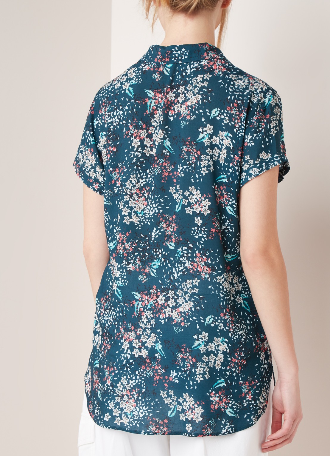 Gerry Weber Blouse met bloemenprint en korte mouw - achterkant donkergroen