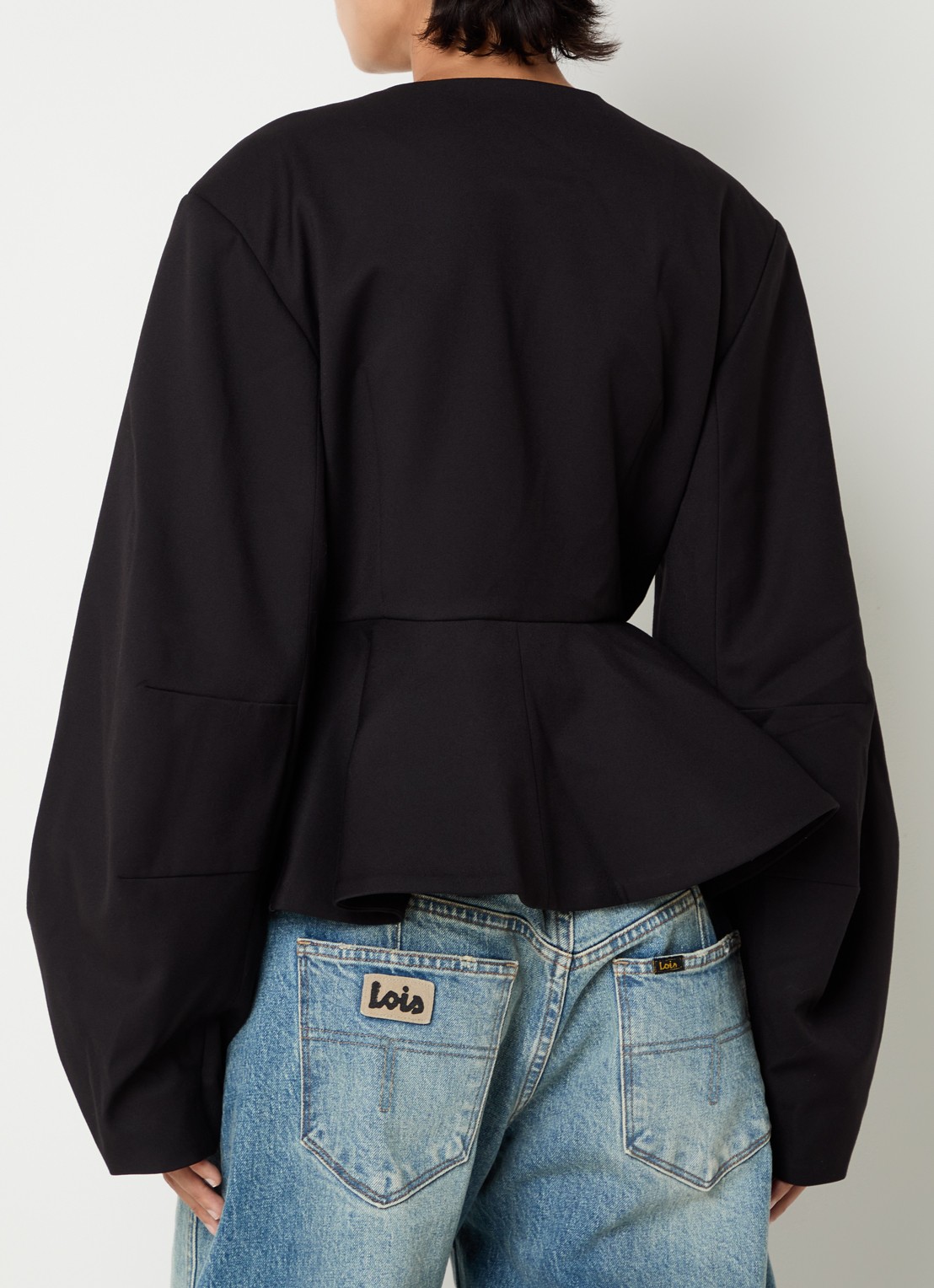 Gestuz Blazer met ronde hals en peplum - achterkant zwart