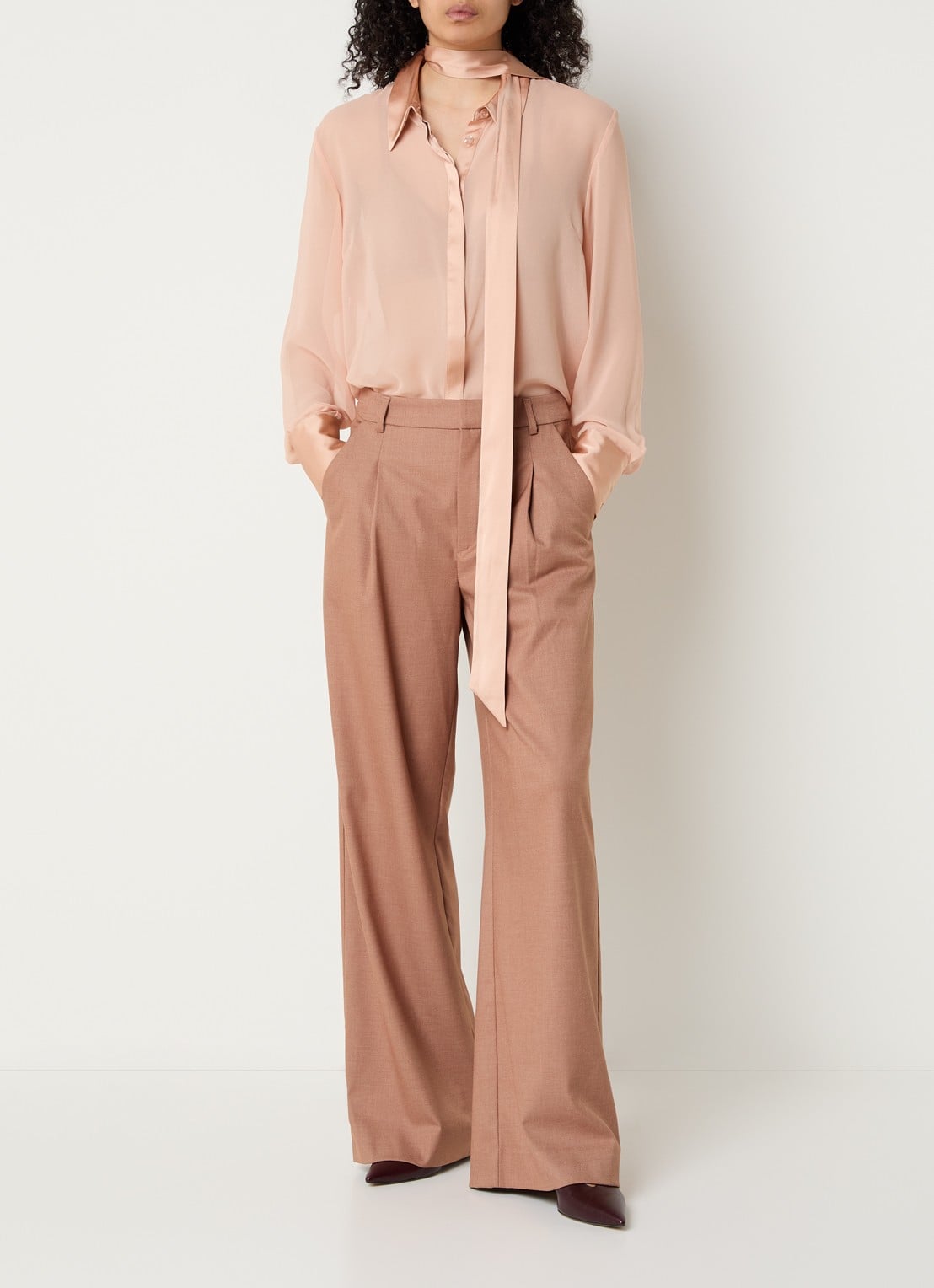 Gestuz GZchif semi-transparante blouse met sjaalkraag - voorkant 3 oudroze