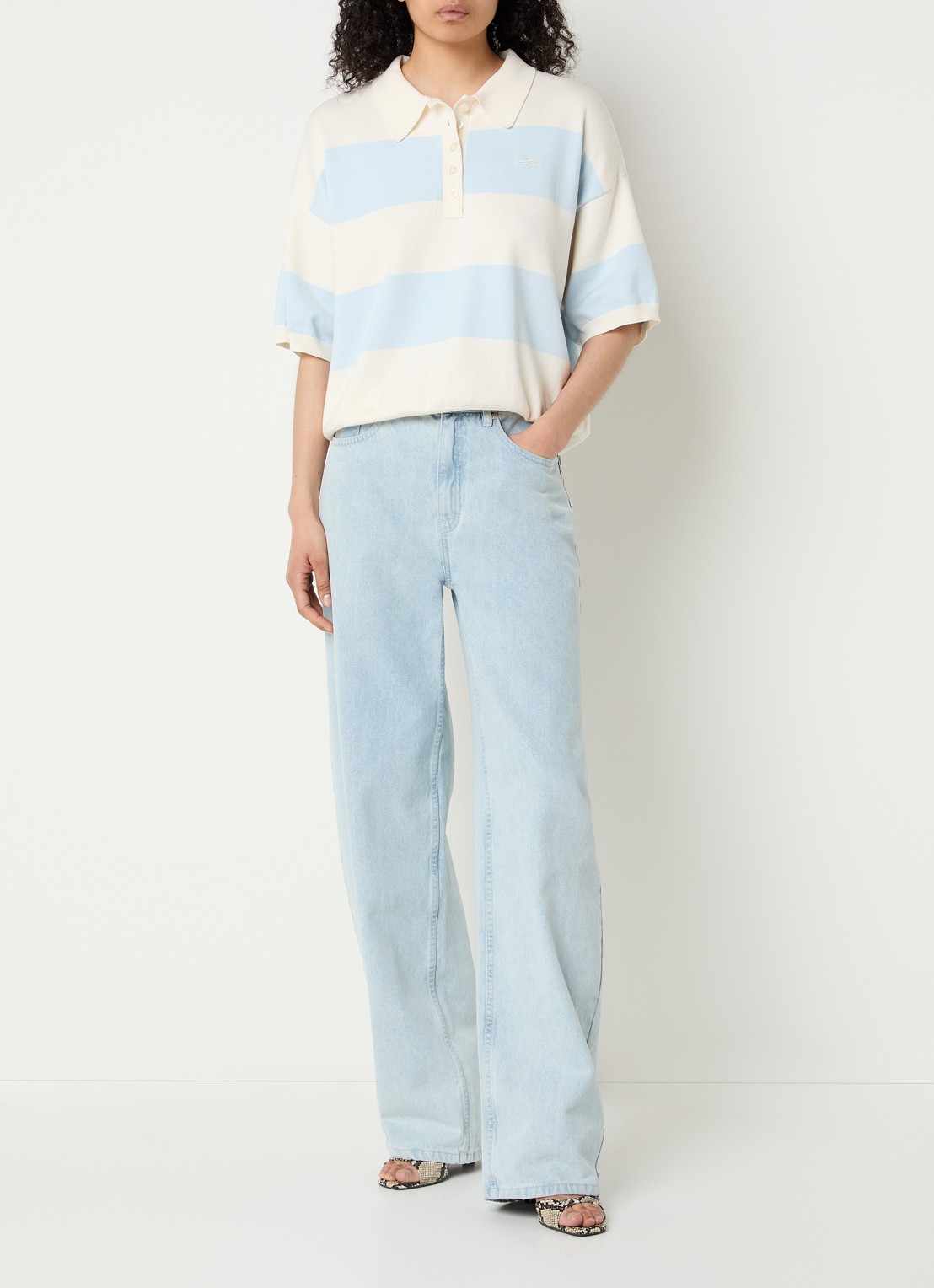 Gestuz GZparwana high waist balloon fit jeans met lichte wassing - voorkant 3 lichtblauw