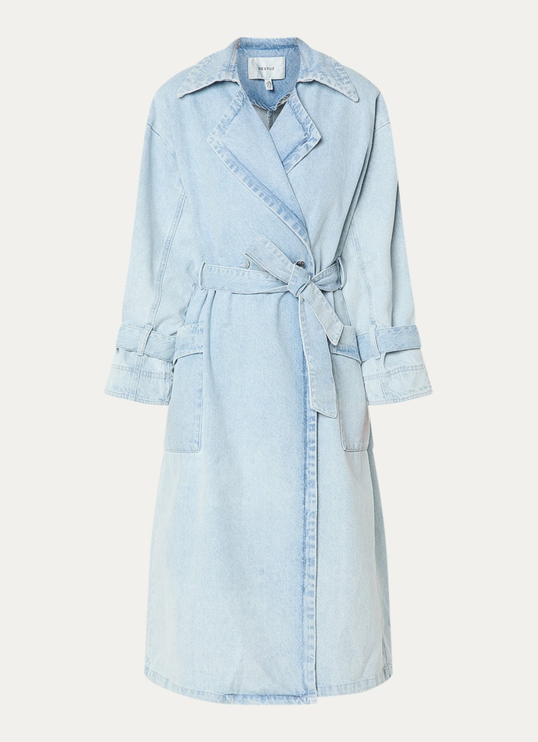 Gestuz GZparwana trenchcoat van chambray met strikceintuur - voorkant 3 lichtblauw