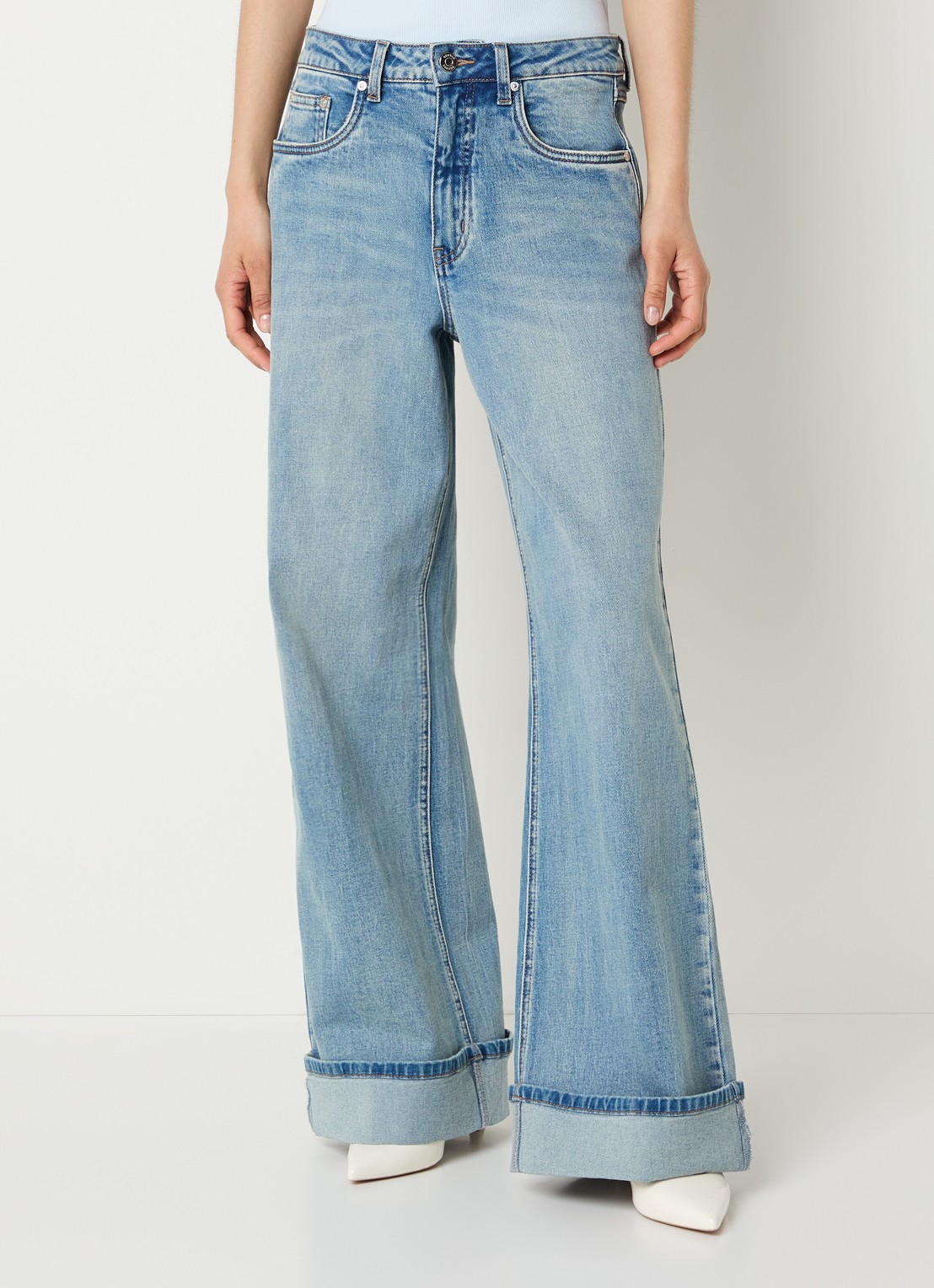 Gestuz GZsara high waist wide leg jeans met steekzakken - detail 2 indigo