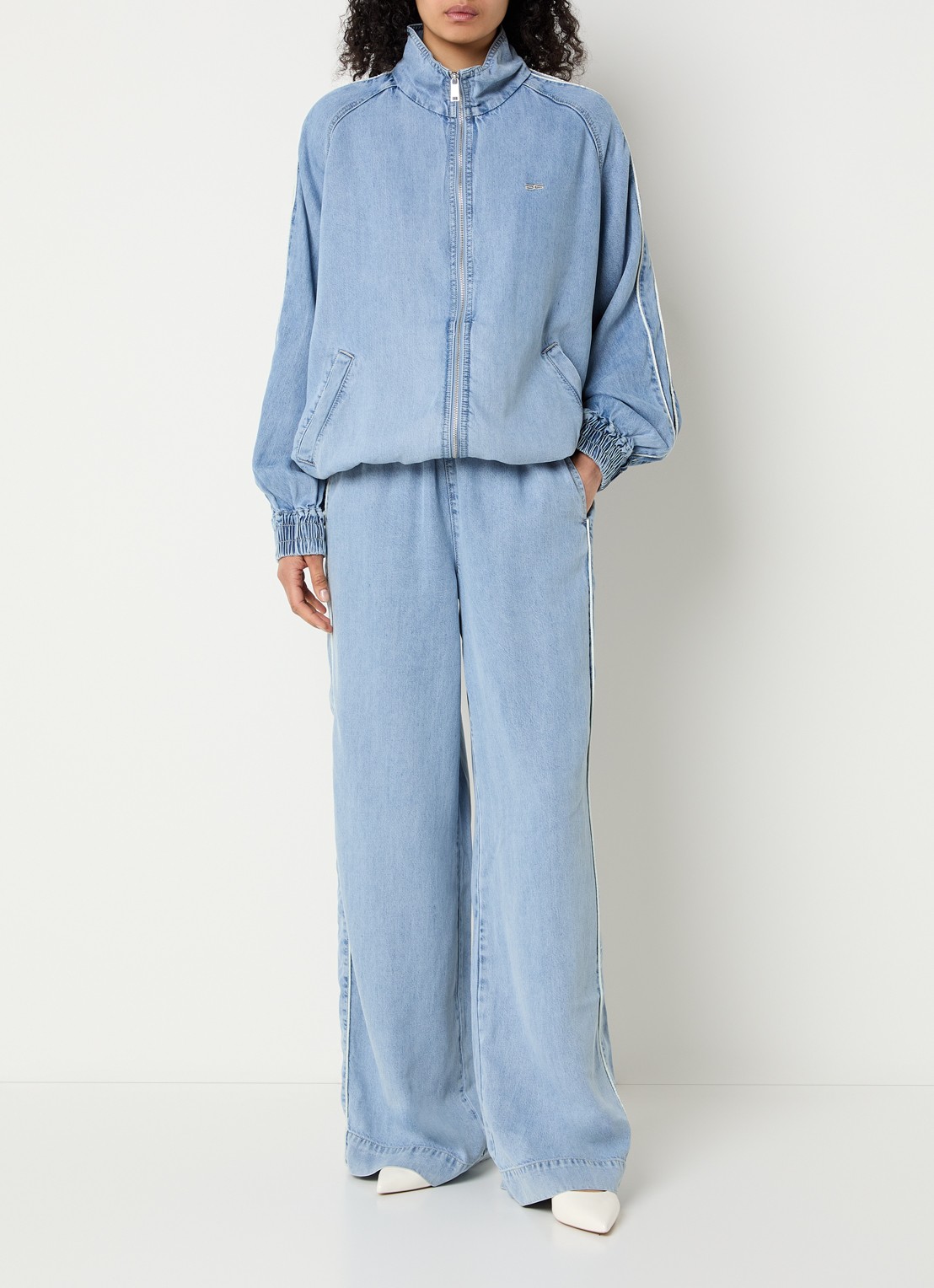 Gestuz GZsea high waist loose fit broek van chambray - voorkant 3 indigo