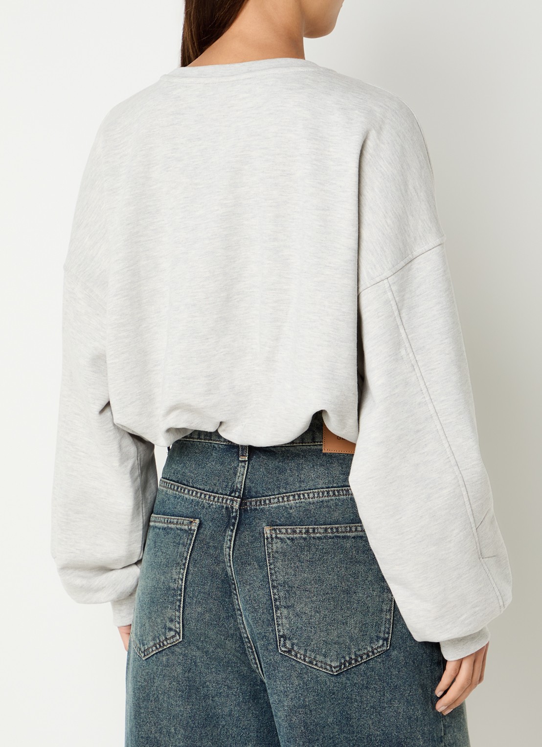 Gestuz Kahla cropped sweater met logoborduring - achterkant 2 grijs