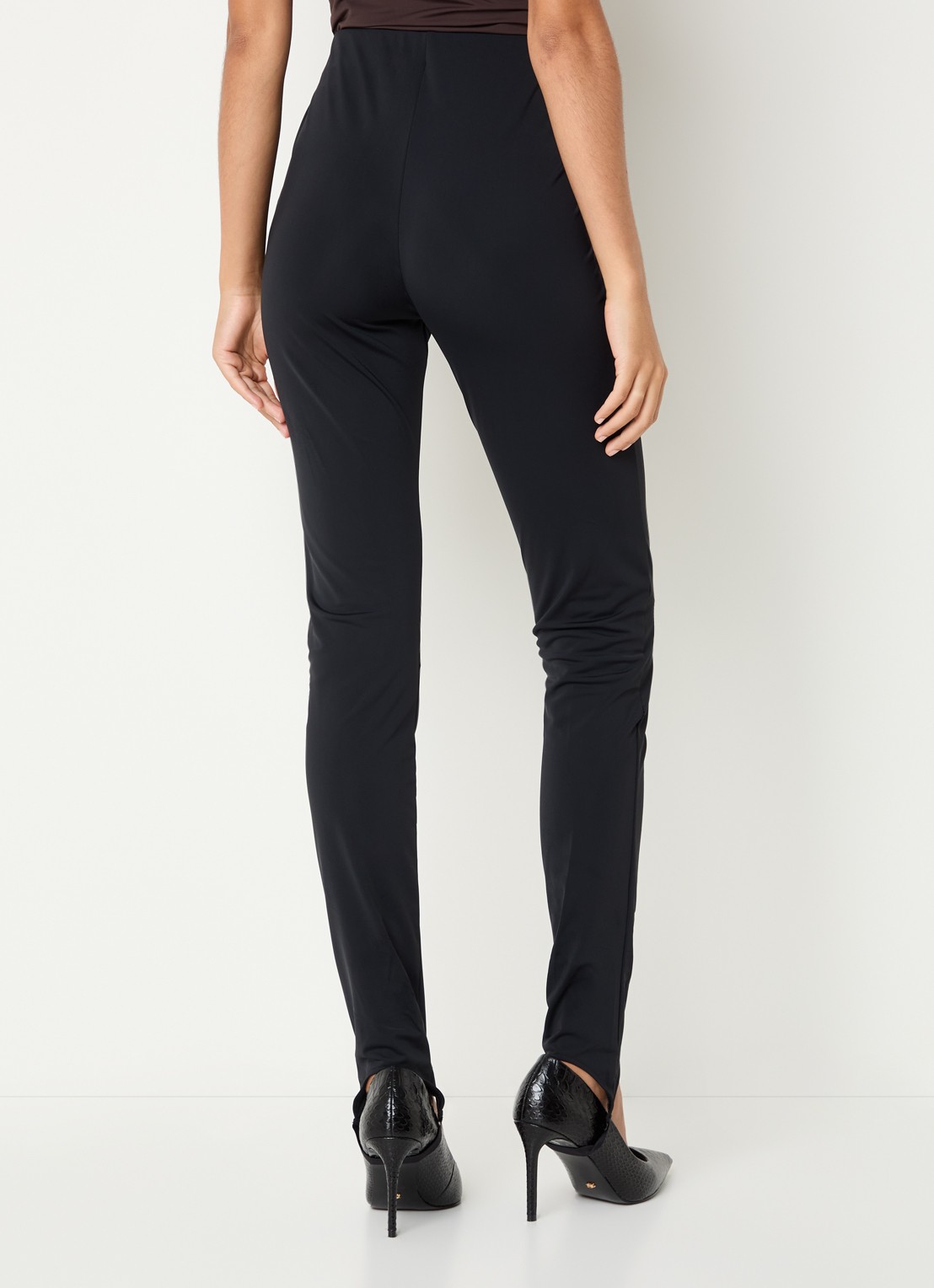 Gestuz Lyrose high waist slim fit legging  - achterkant 4 zwart