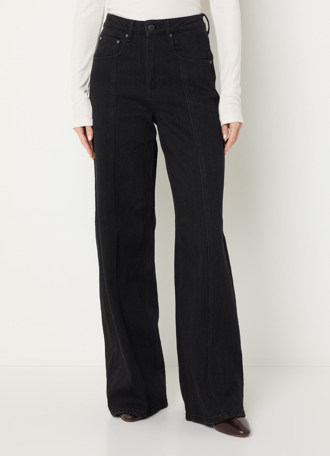 Gestuz Nanetta high waist flared fit jeans met gekleurde wassing - detail 2 zwart