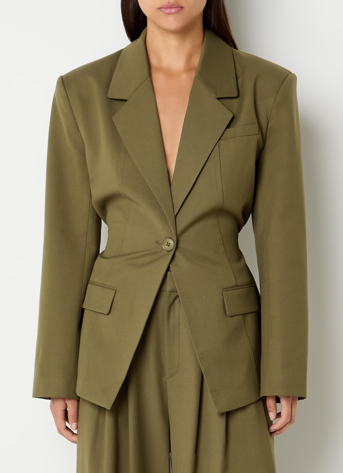 Gestuz Olivia blazer met ceintuur en klepzakken - detail 3 olijfgroen