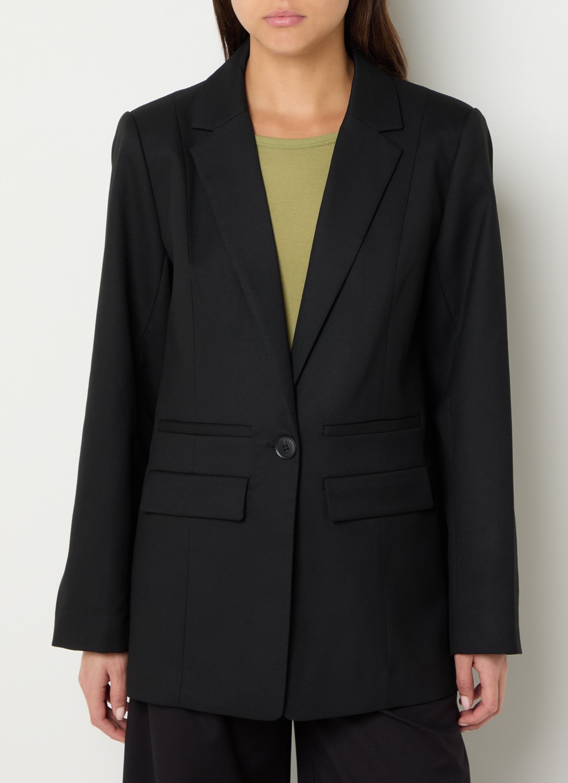 Gestuz Paula blazer met klepzakken - detail 4 zwart