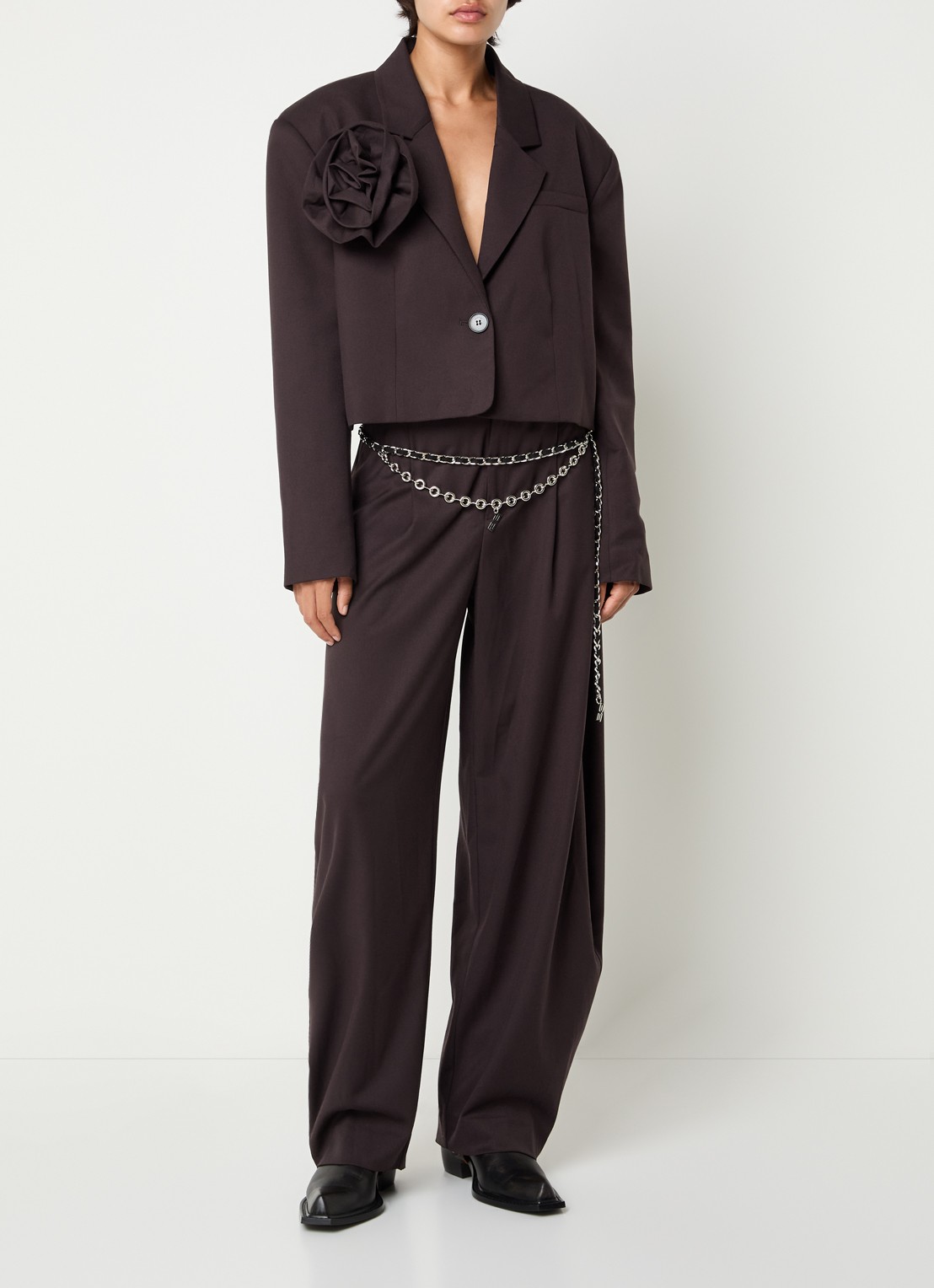 Gestuz Paula cropped blazer met bloemdecoratie - voorkant 4 aubergine