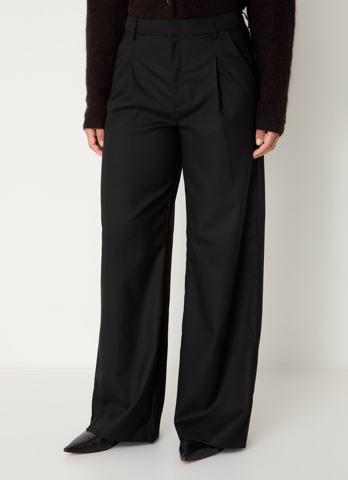Gestuz Paula high waist loose fit pantalon met steekzakken - detail zwart
