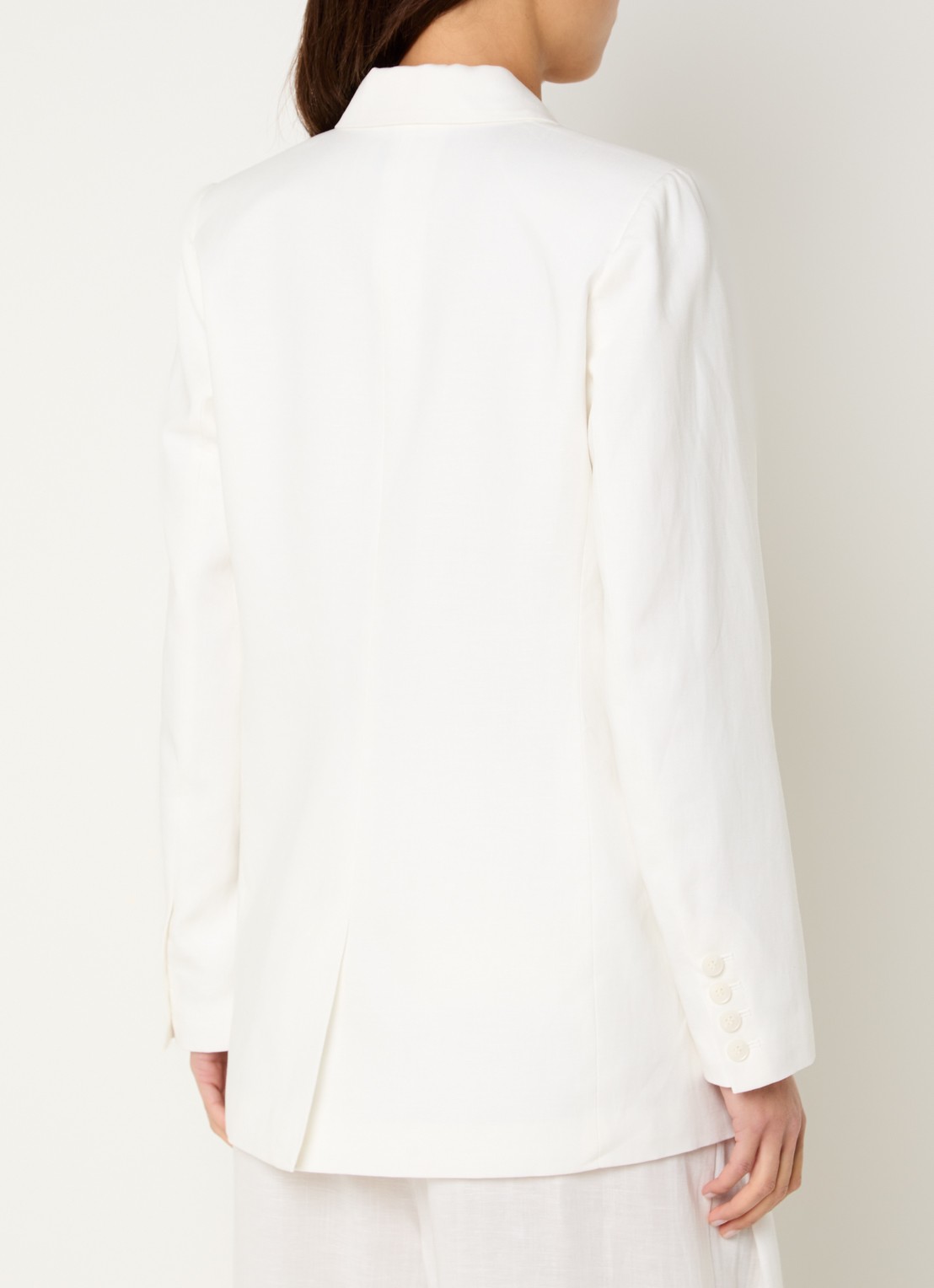 Gestuz Riava blazer in linnenblend met klepzakken - achterkant gebroken wit