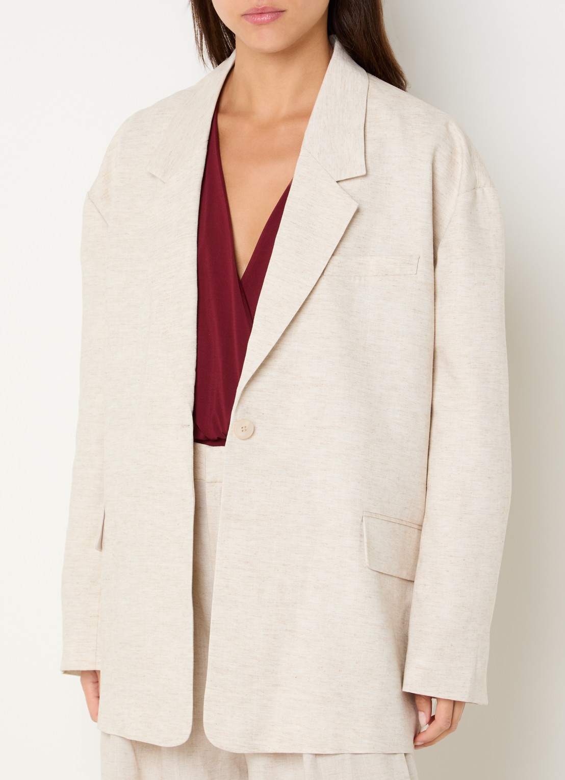 Gestuz Riava blazer in linnenblend met klepzakken - detail 4 creme