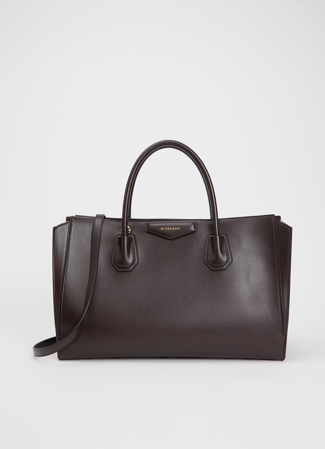 Givenchy Antigona Catchall Medium schoudertas van kalfsleer met afneembare schouderriem - voorkant 2 chocoladebruin