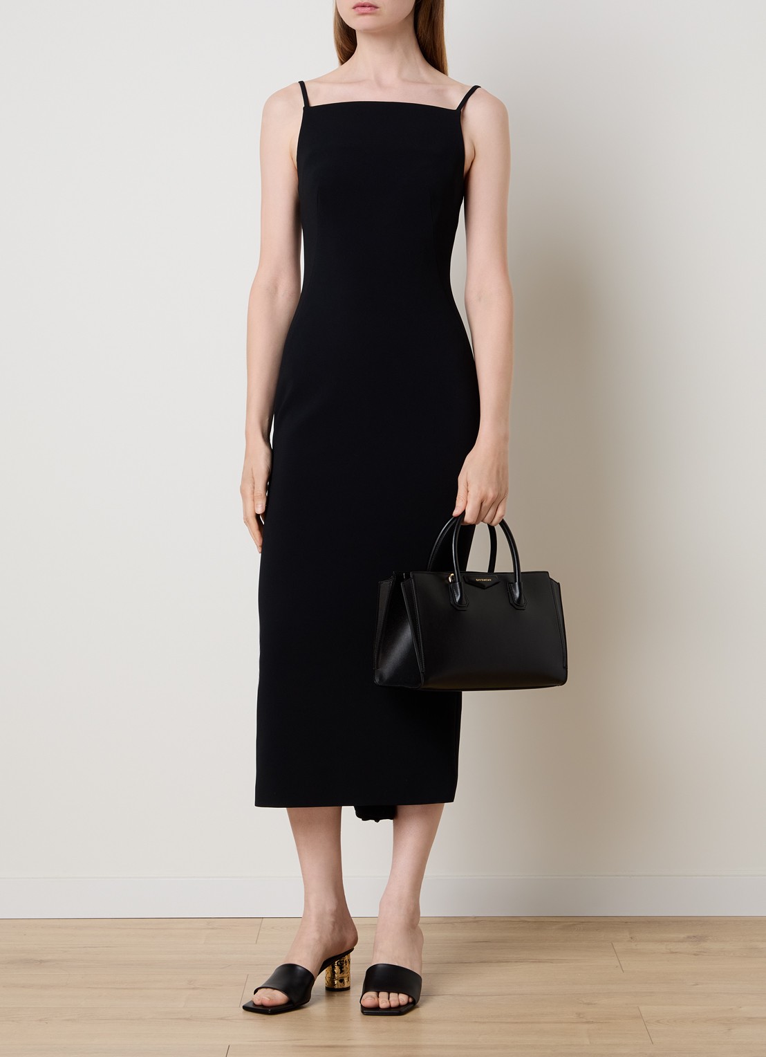 Givenchy Antigona Catchall Small handtas van kalfsleer - voorkant 2 zwart