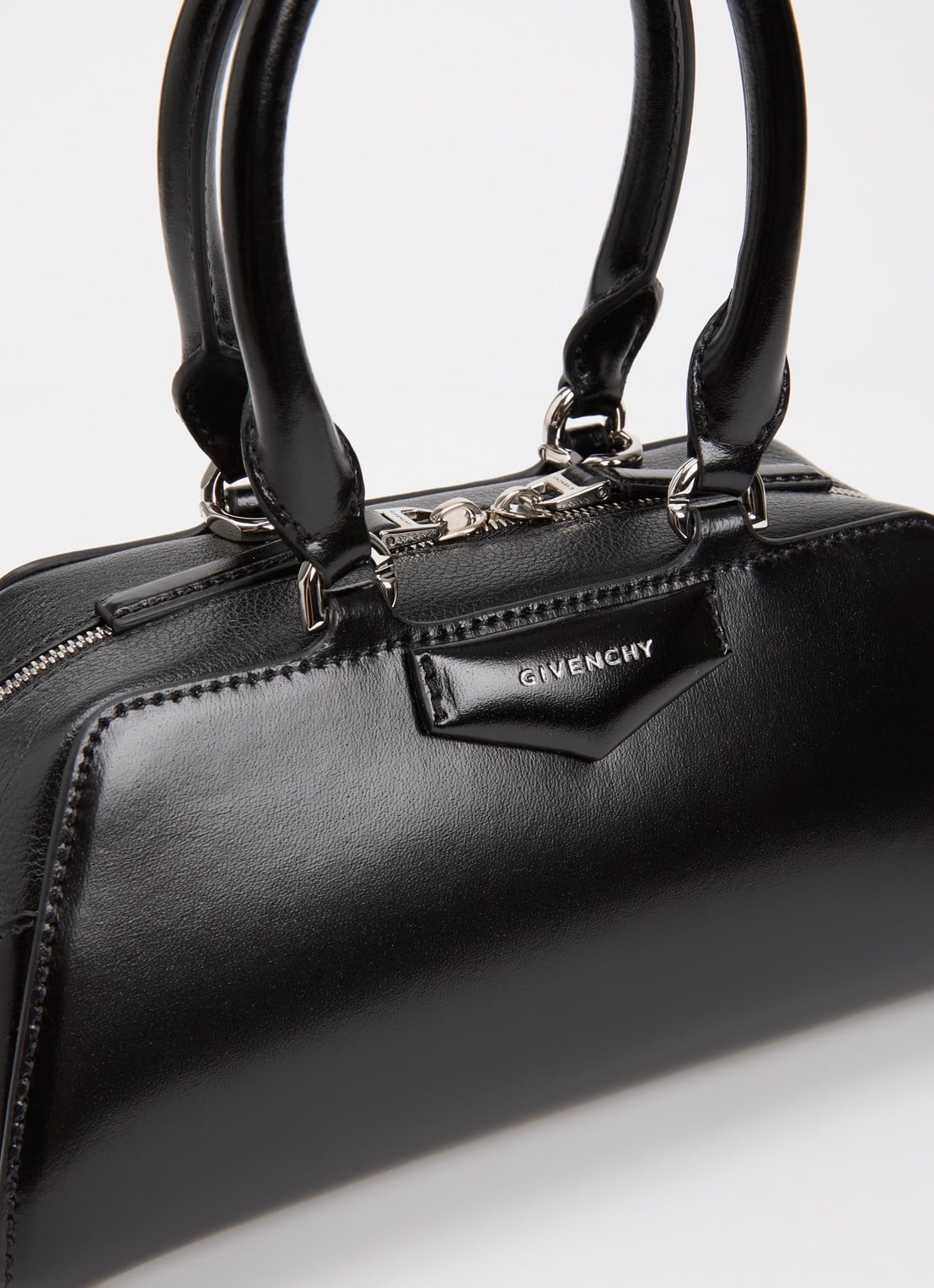 Givenchy Antigona East West Mini handtas van kalfsleer met afneembare schouderriem  - detail 7 zwart