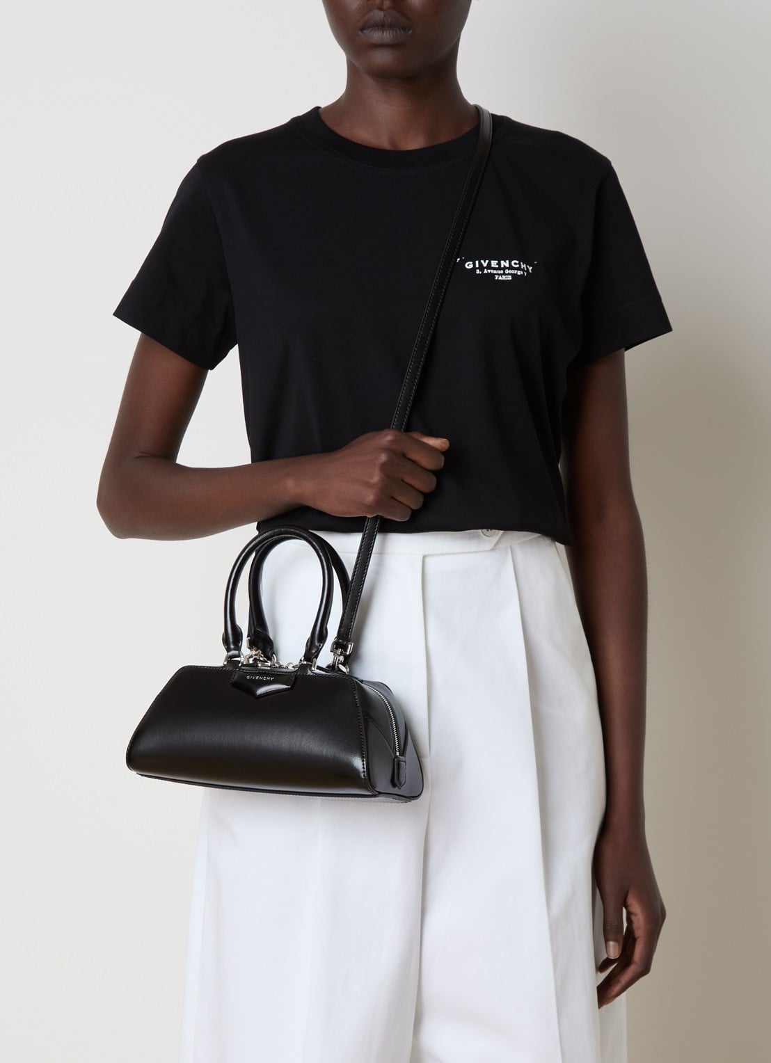 Givenchy Antigona East West Mini handtas van kalfsleer met afneembare schouderriem  - voorkant 4 zwart