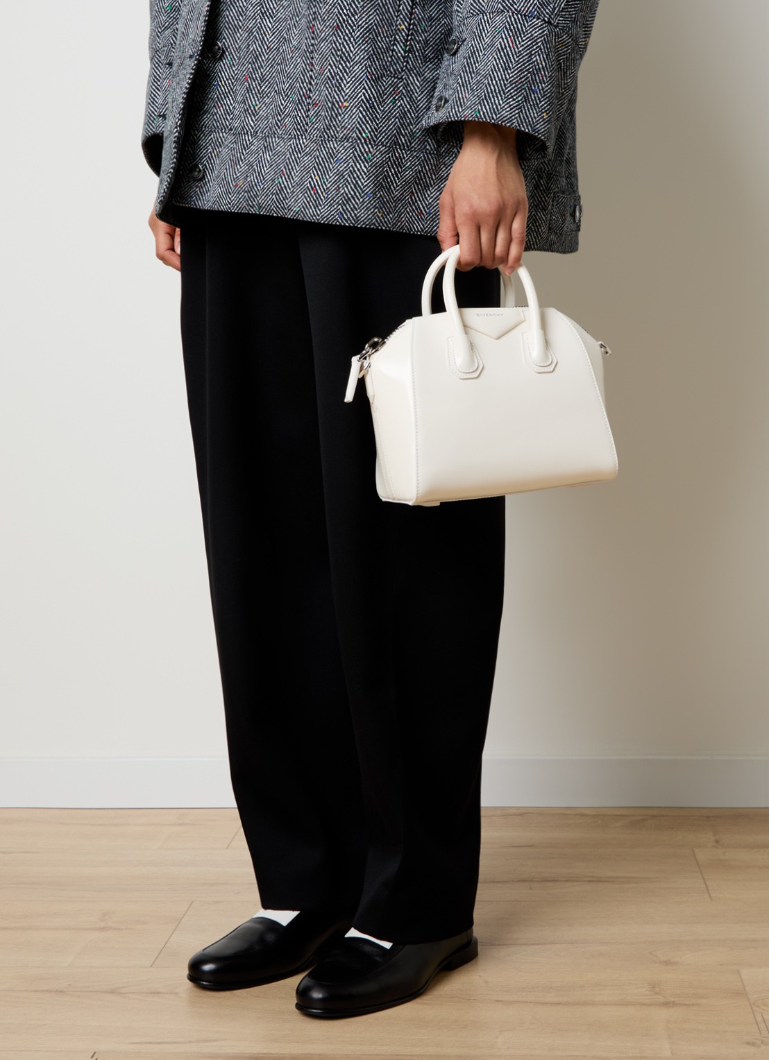 Givenchy Antigona Mini handtas van kalfsleer met afneembare schouderriem - voorkant 8 ivoor