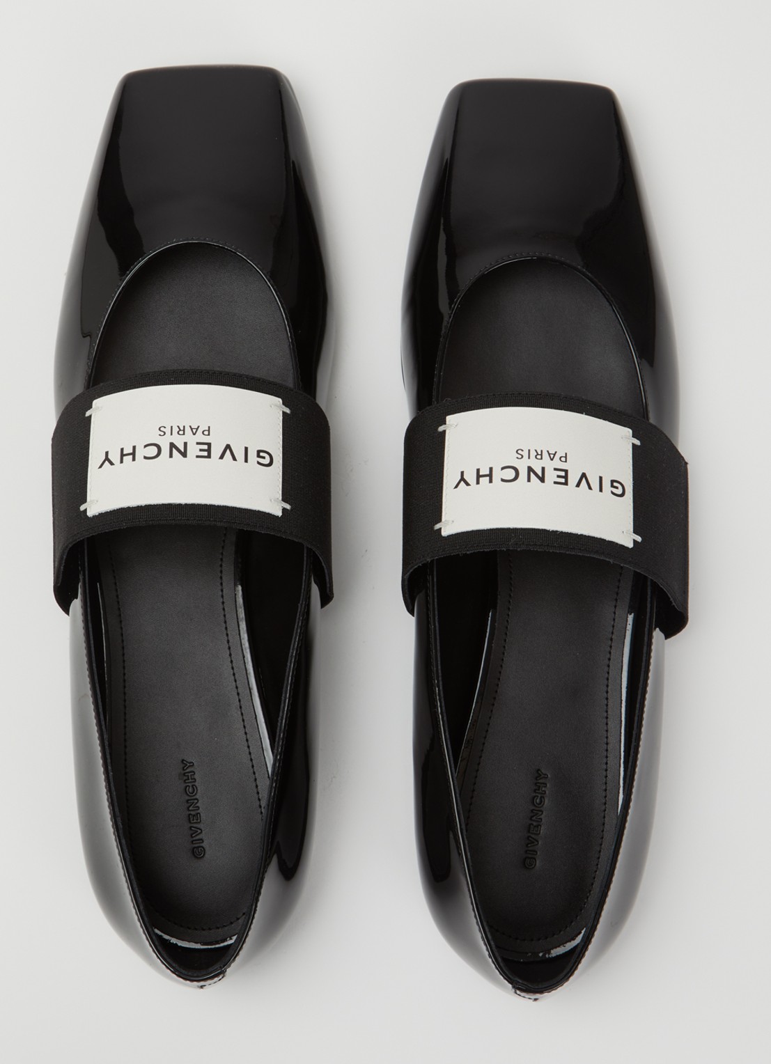 Givenchy Ballerina van kalfsleer met lakfinish - detail 2 zwart