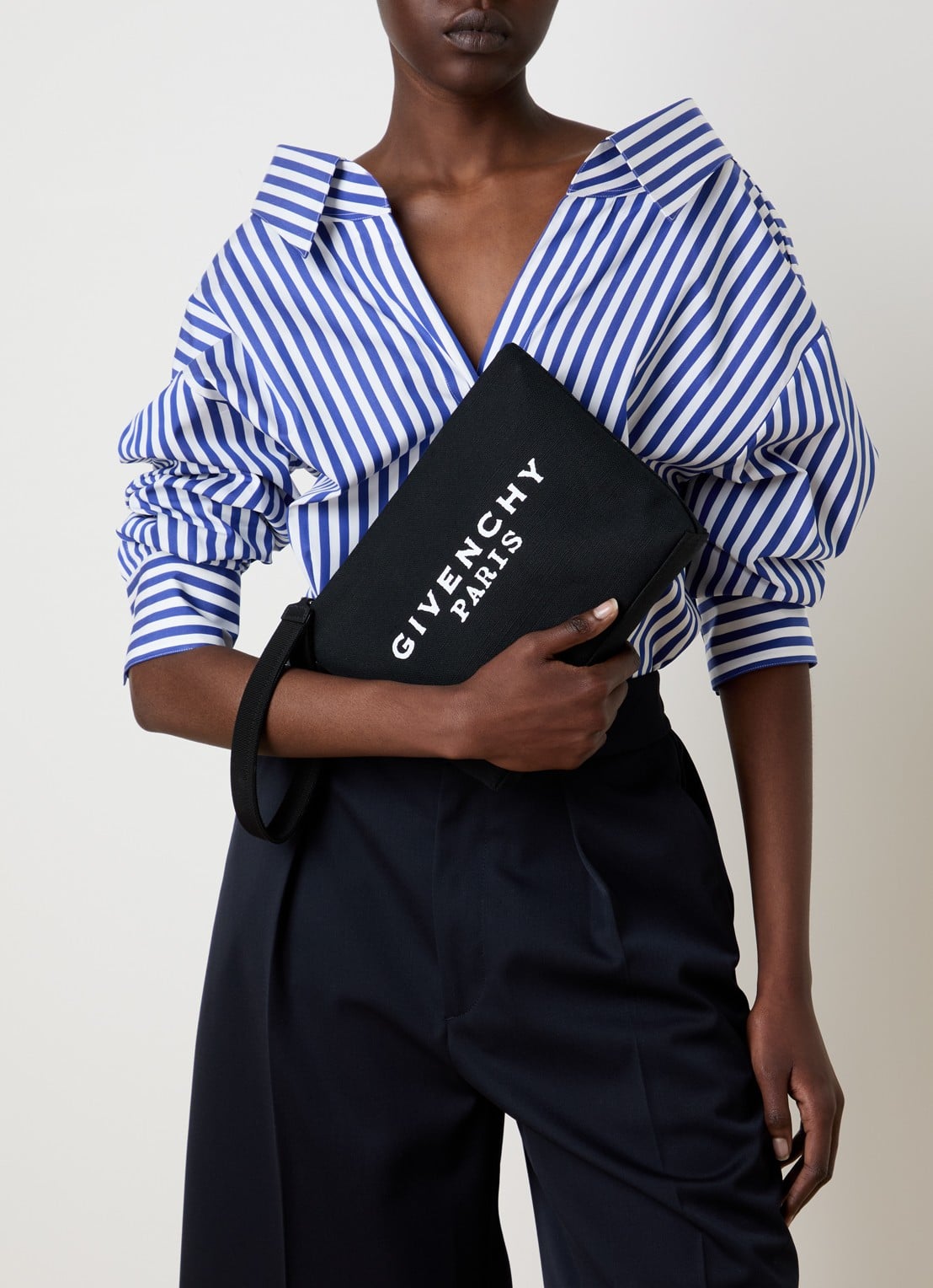 Givenchy Clutch met logo - voorkant 3 zwart