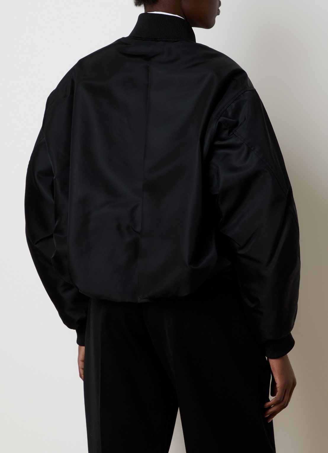 Givenchy Cropped bomberjack met klepzakken - achterkant 6 zwart