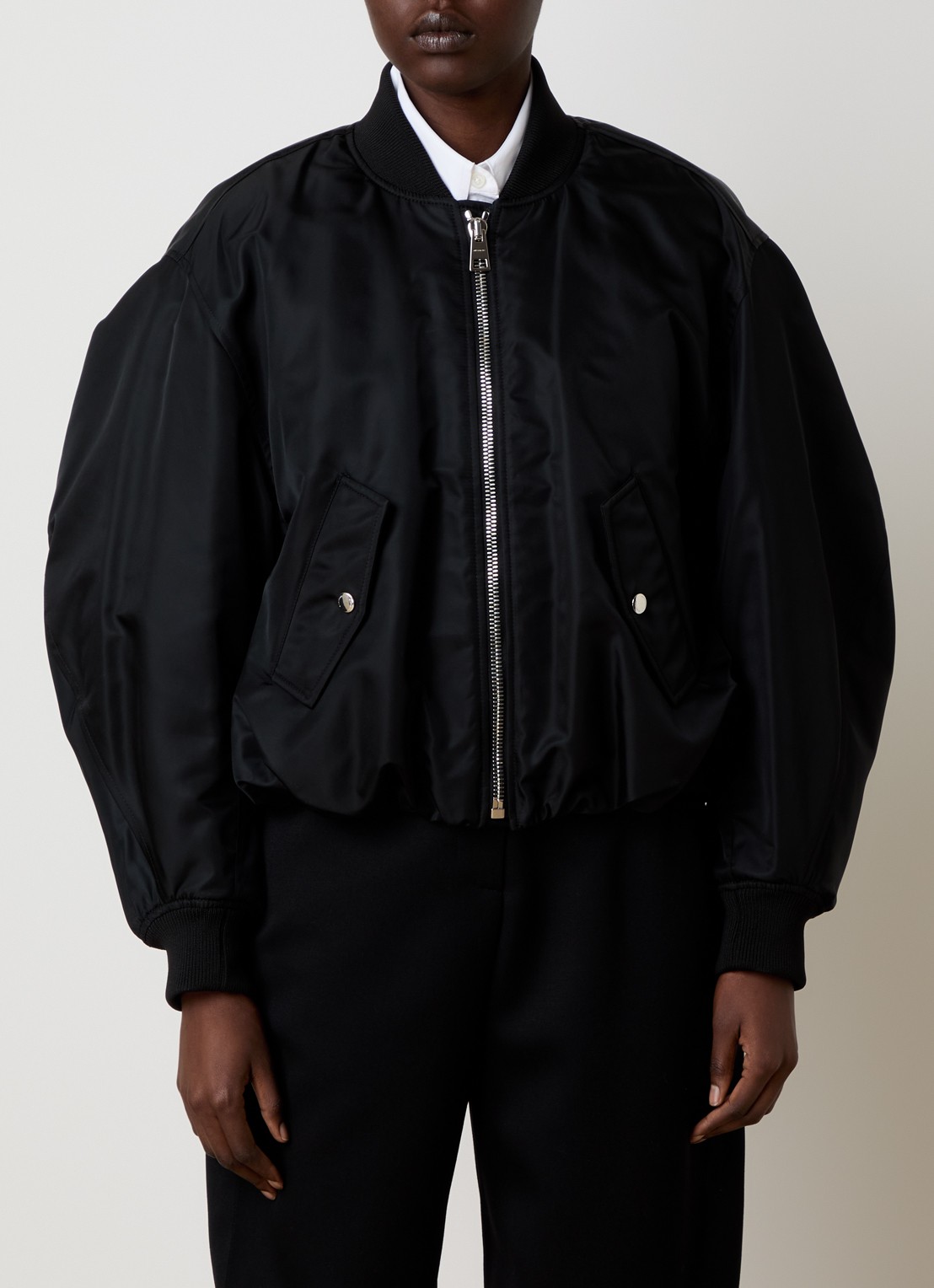 Givenchy Cropped bomberjack met klepzakken - detail 3 zwart