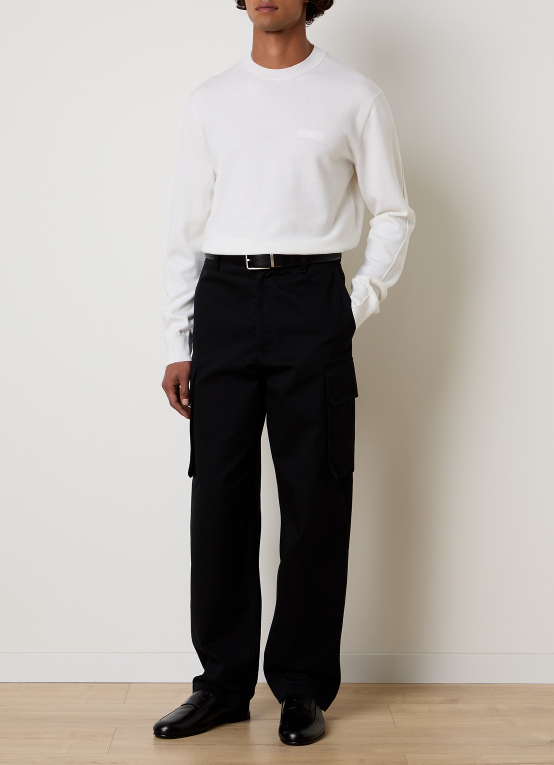 Givenchy Fijngebreide pullover met logoborduring - voorkant 2 gebroken wit
