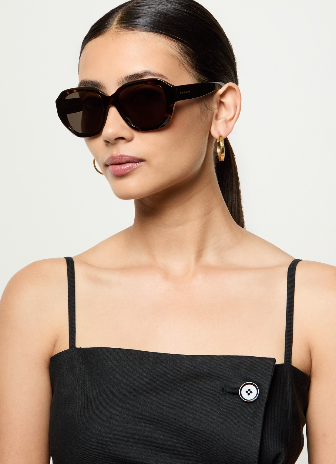 Givenchy GV Day zonnebril GV40075I - voorkant 2 donkerbruin
