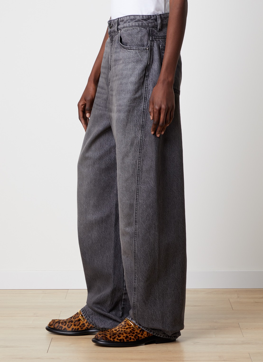 Givenchy High waist wide fit jeans met gekleurde wassing - detail 5 grijs