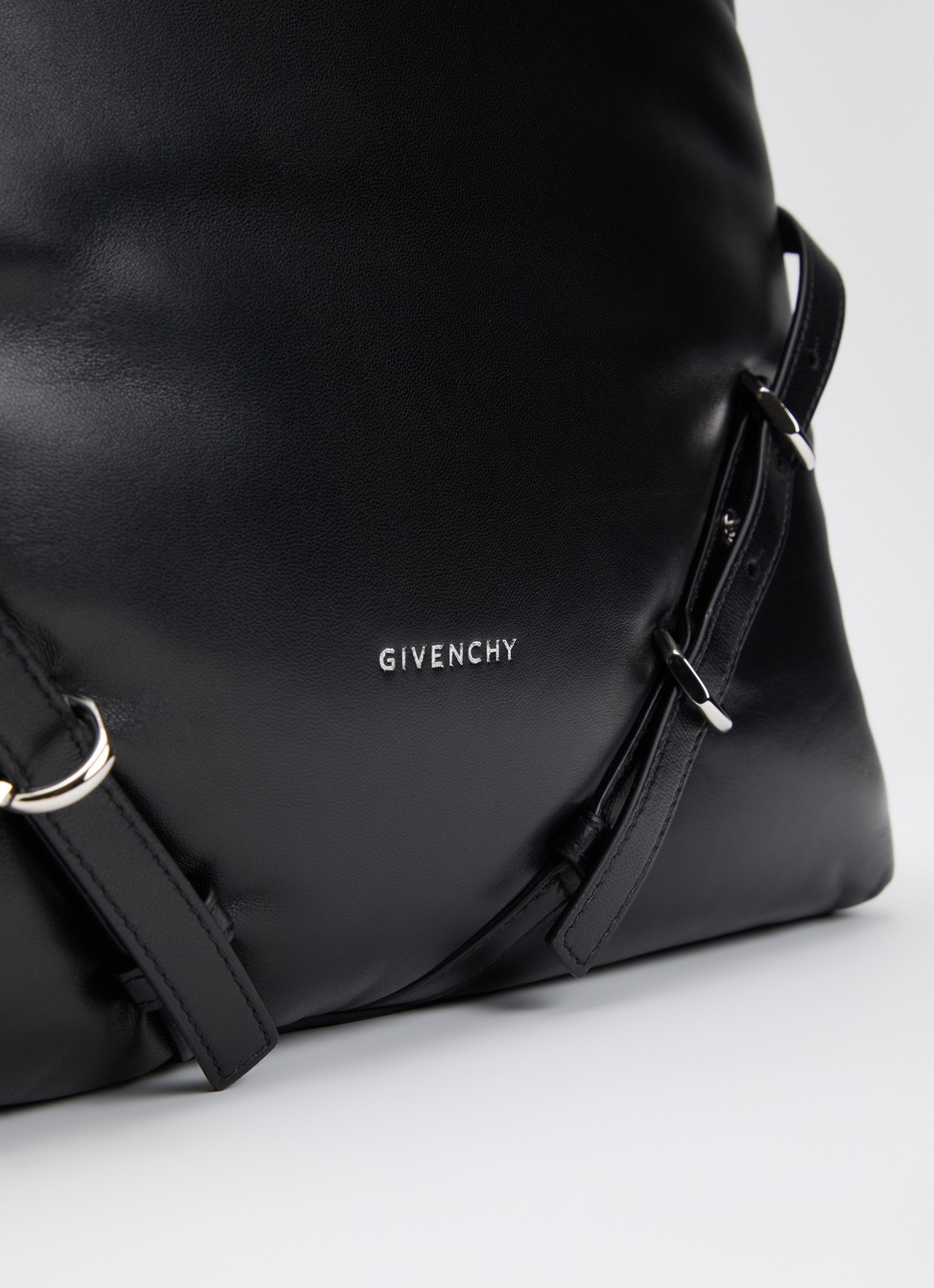 Givenchy Medium Voyou Bomber schoudertas van lamsleer met verstelbare schouderriem - detail 4 zwart