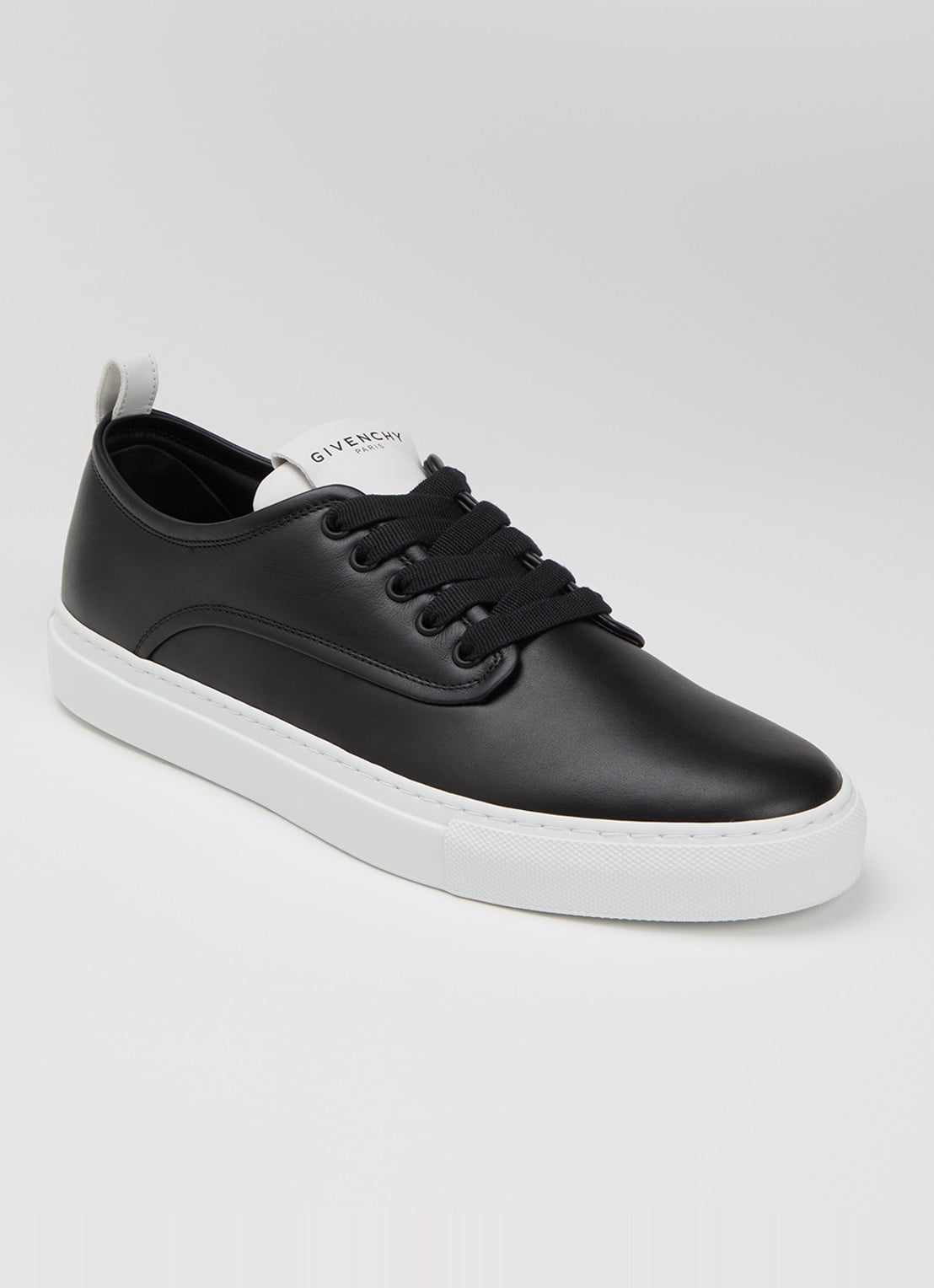 Givenchy New City sneaker van kalfsleer - voorkant 2 zwart