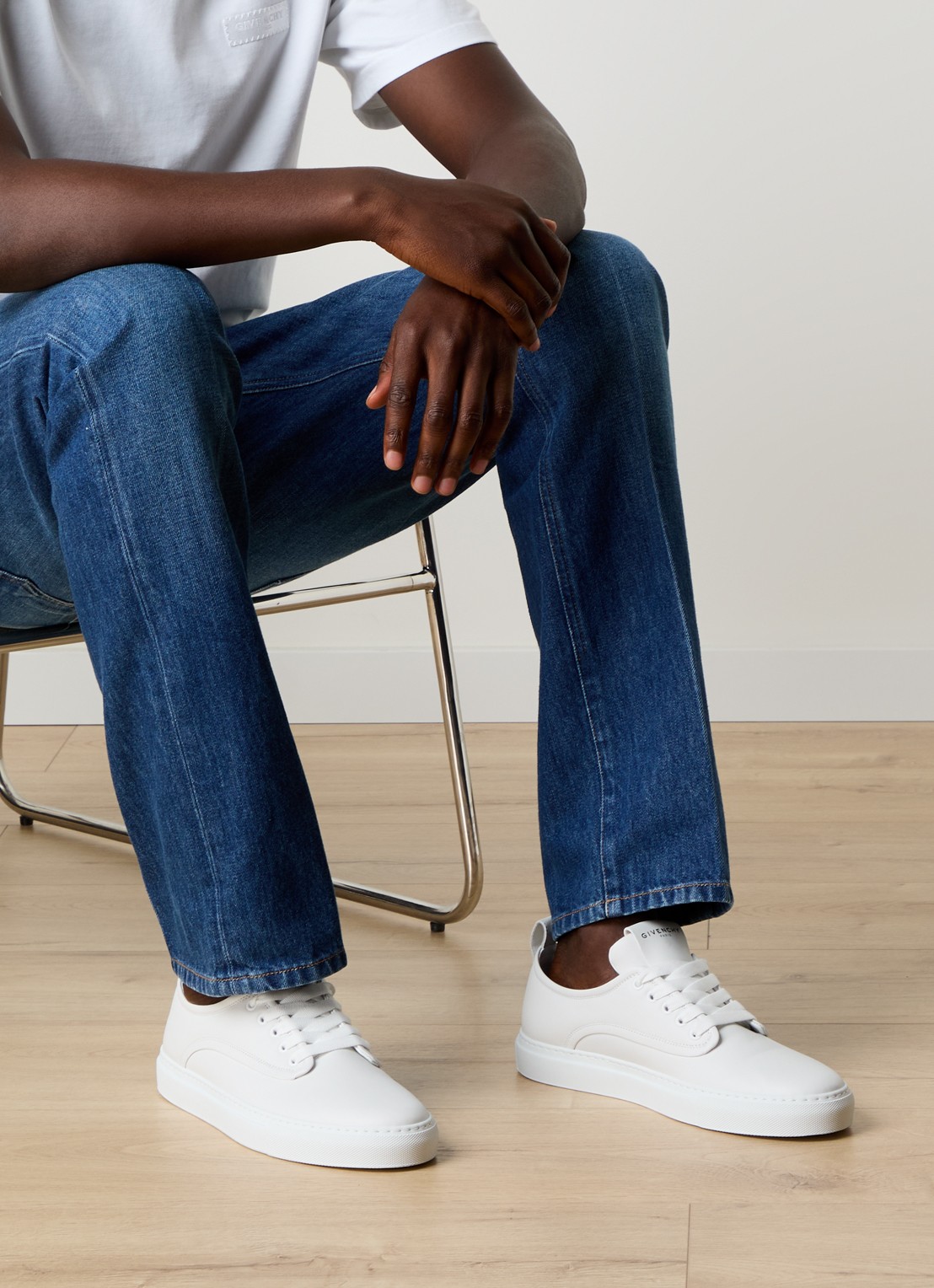 Givenchy New City sneaker van kalfsleer - voorkant 7 wit
