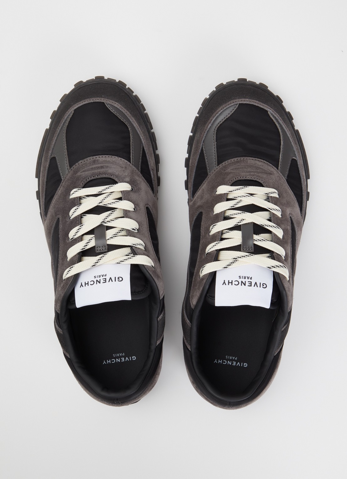 Givenchy New Glide sneaker met details van kalfssuède en logo - detail 2 taupe