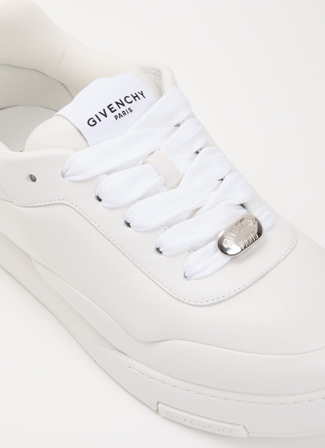 Givenchy Puffy Yard sneaker van lamsleer - detail 4 wit