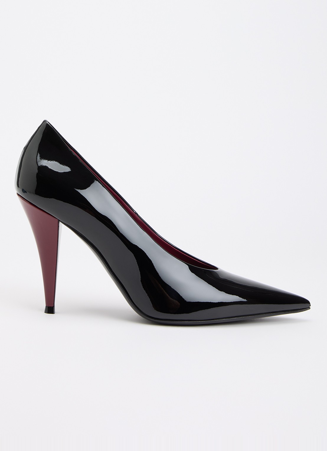 Givenchy Pump van kalfsleer - voorkant 6 zwart