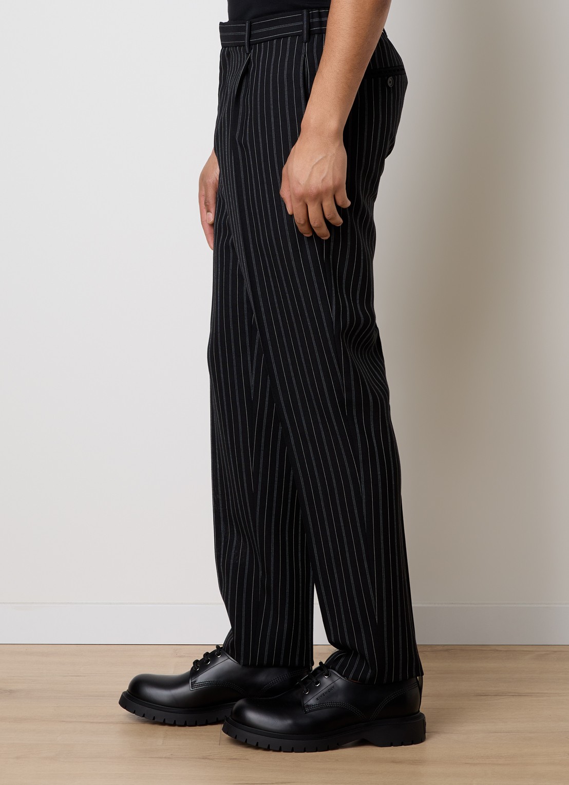 Givenchy Slim fit pantalon van wol met streepprint en steekzakken - detail 2 zwart