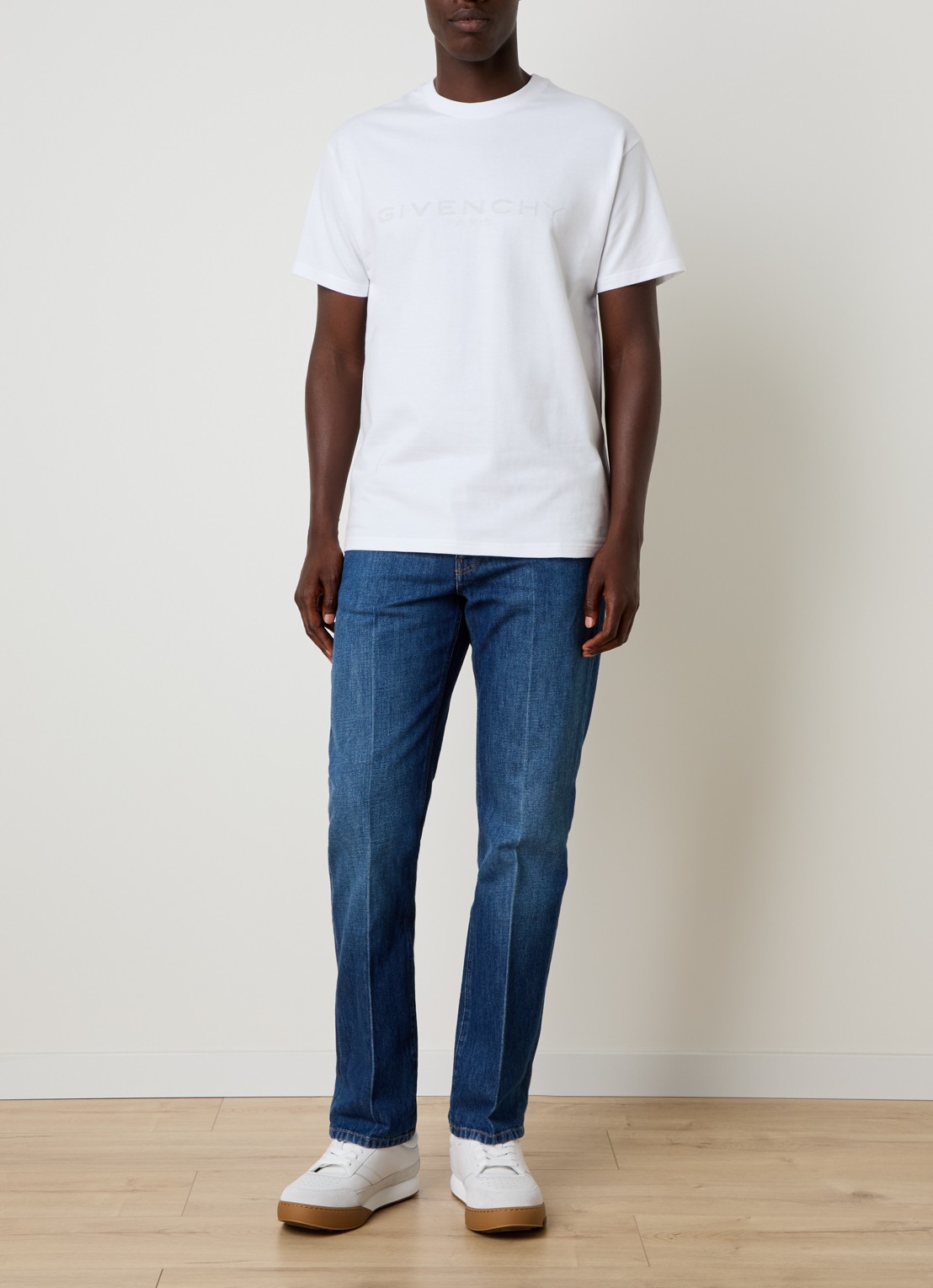 Givenchy T-shirt in zijdeblend met logo - voorkant 2 wit