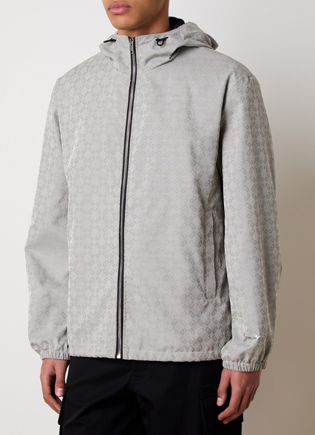 Givenchy Windjack met logoprint en capuchon - detail 4 middengrijs