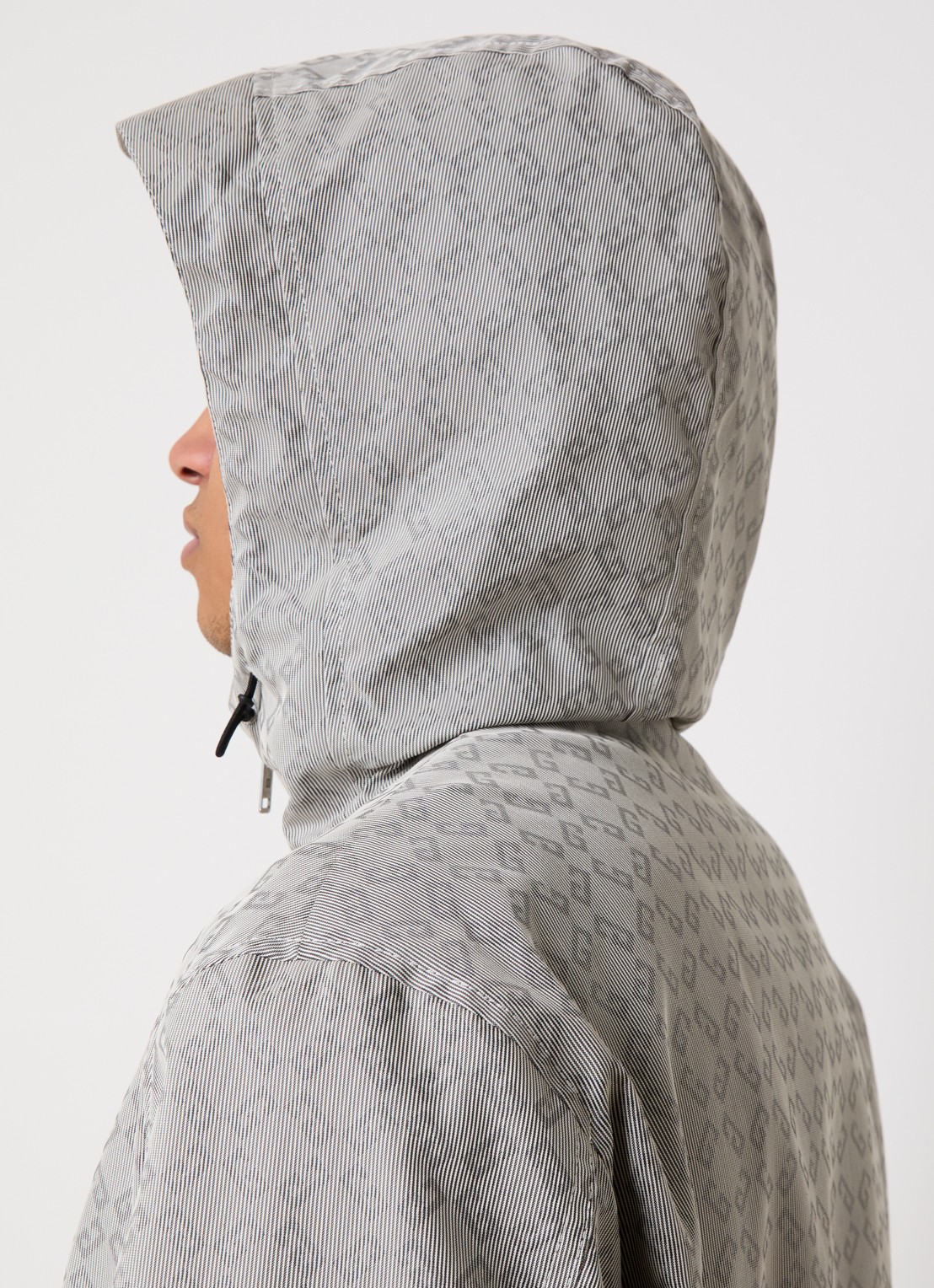 Givenchy Windjack met logoprint en capuchon - detail 5 middengrijs