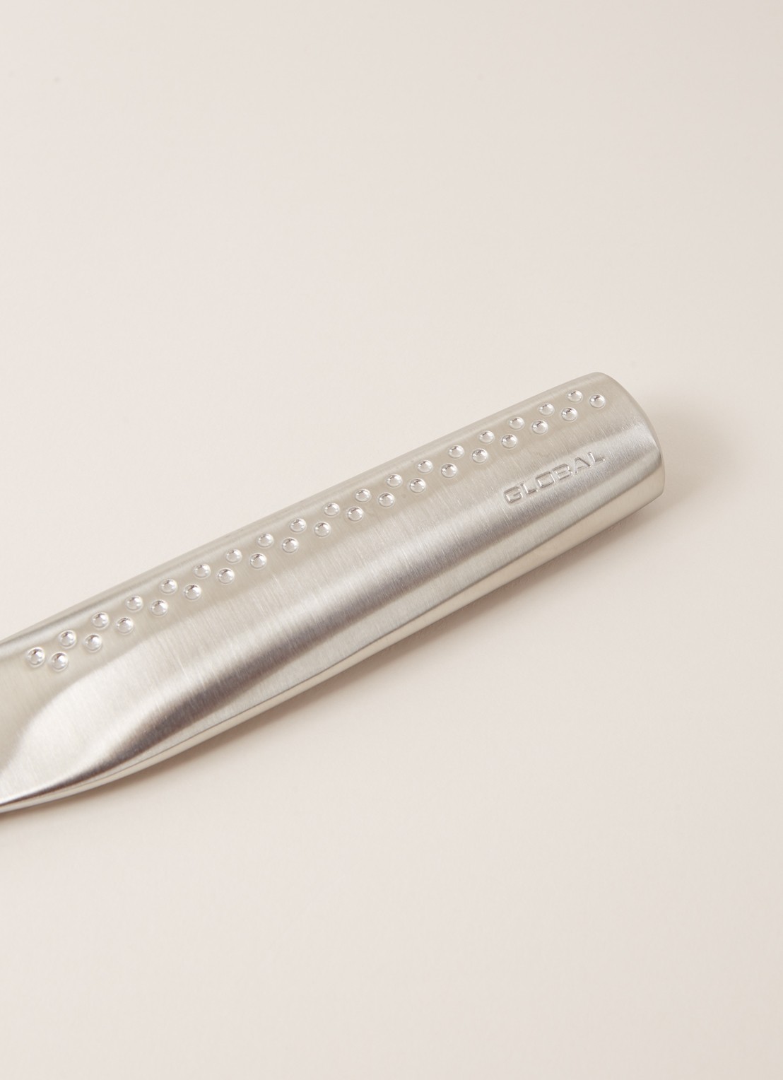 Global GNS-007 santokumes 26 cm - detail 3 zilver