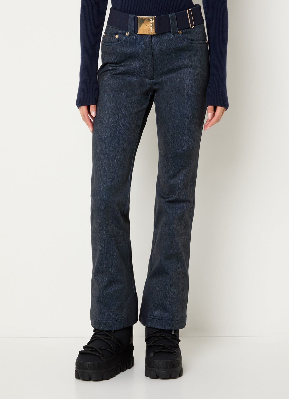 Goldbergh Fuji high waist flared fit skibroek met ritszakken - detail jeans