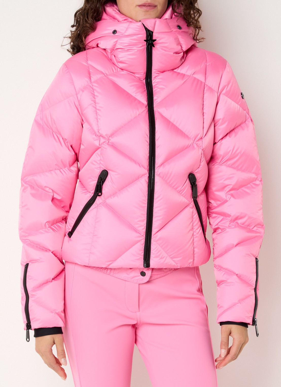 Goldbergh Harumi ski-jas met quilt patroon en ritszakken - detail 2 roze