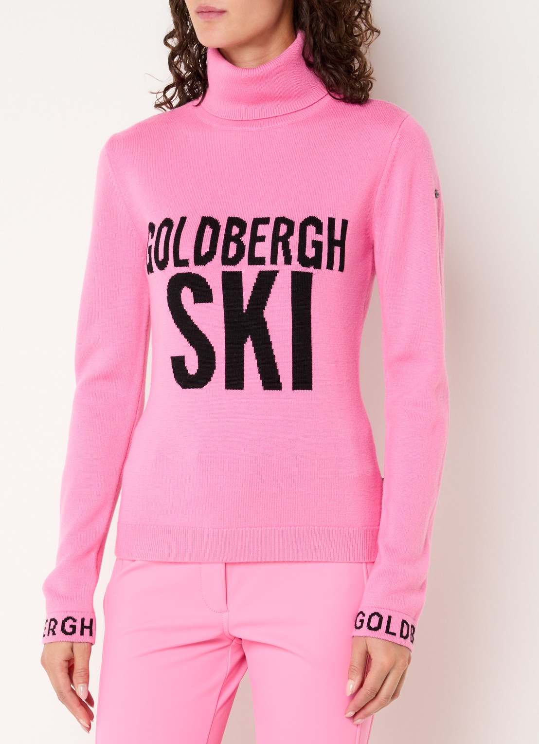Goldbergh Hoi fijngebreide coltrui met ingebreide logoprint - detail 4 roze