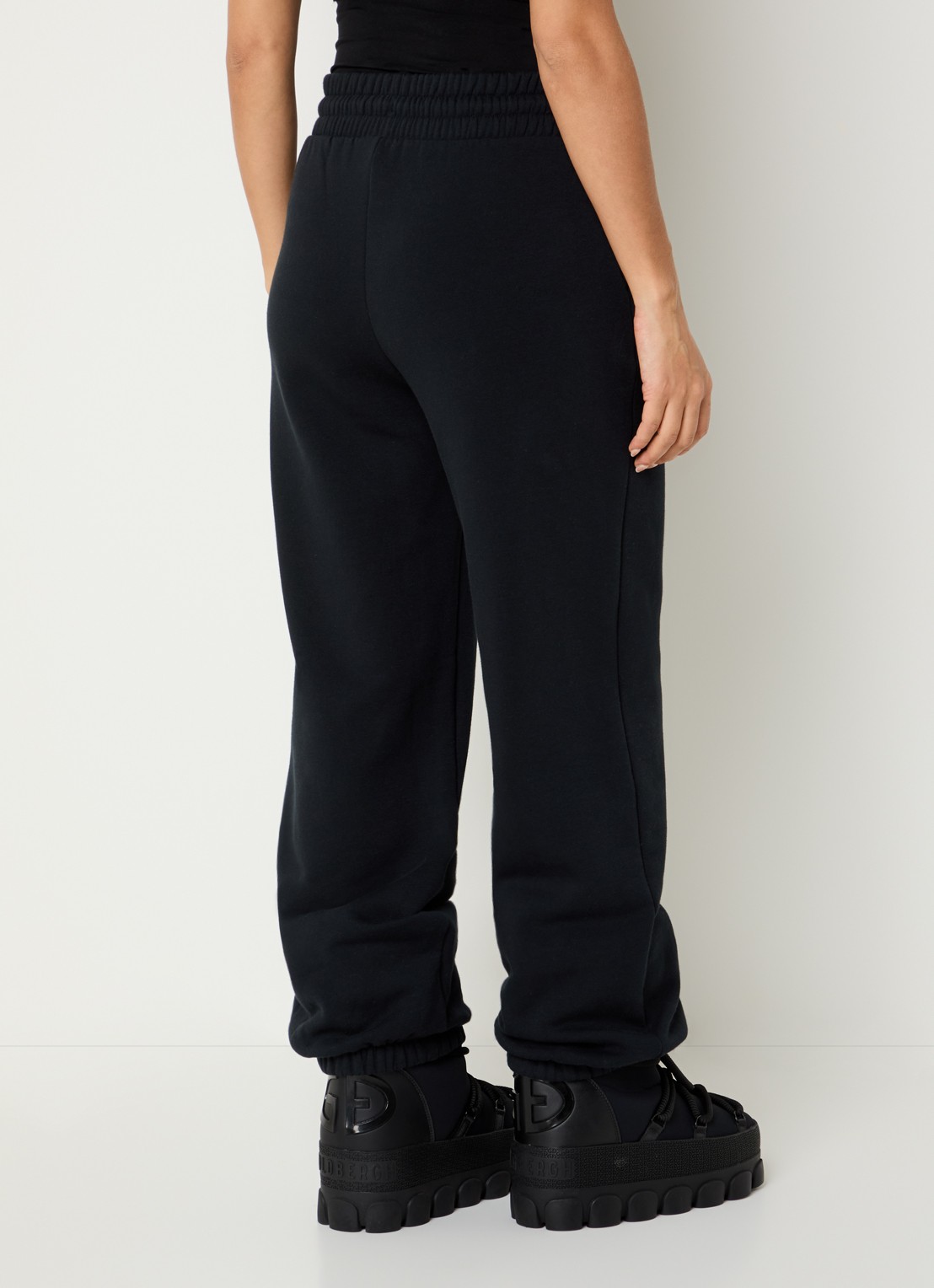 Goldbergh Luma high waist tapered fit joggingbroek met steekzakken - achterkant 4 zwart