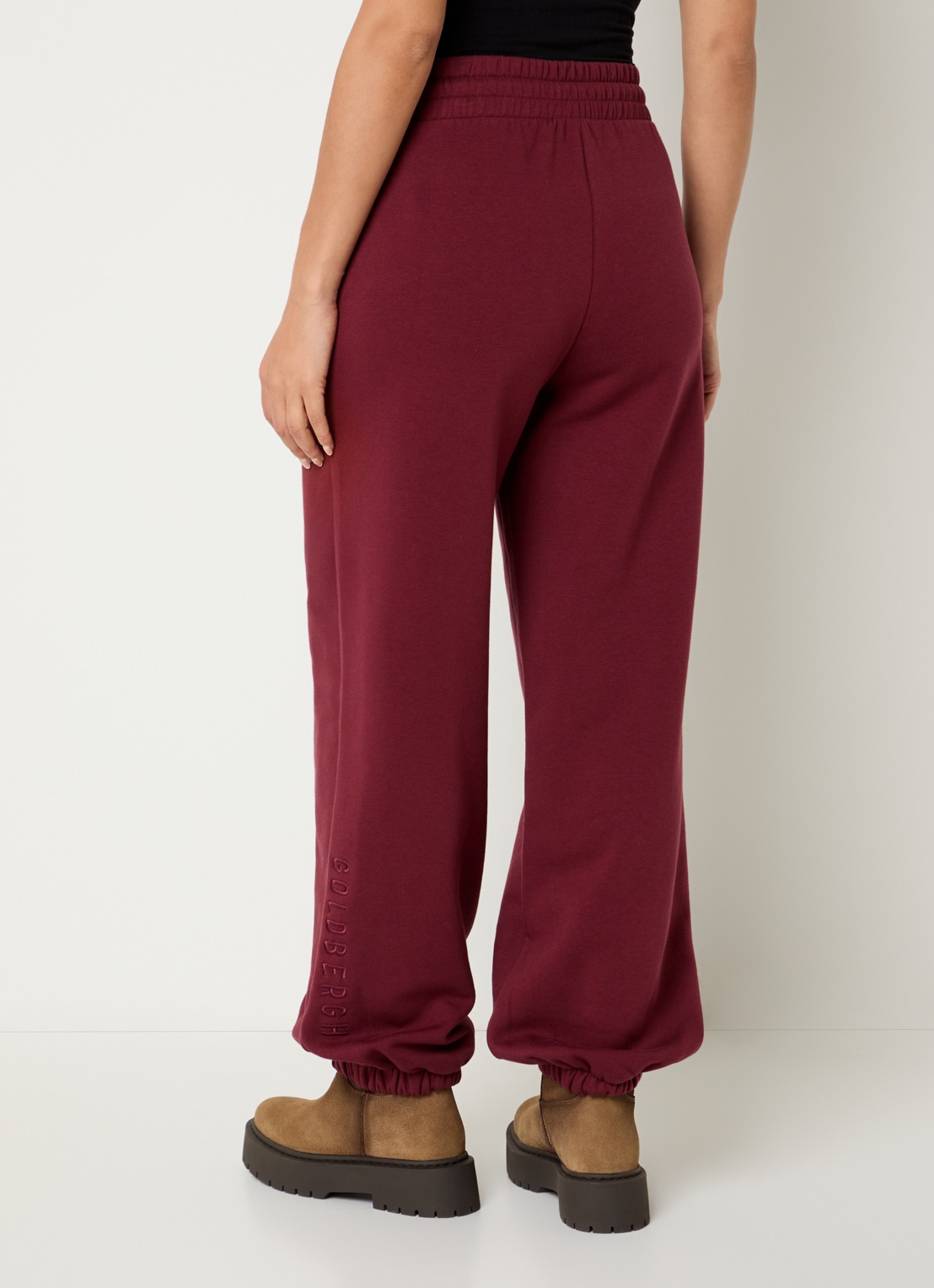 Goldbergh Luma high waist tapered fit joggingbroek met steekzakken - achterkant 2 bordeauxrood