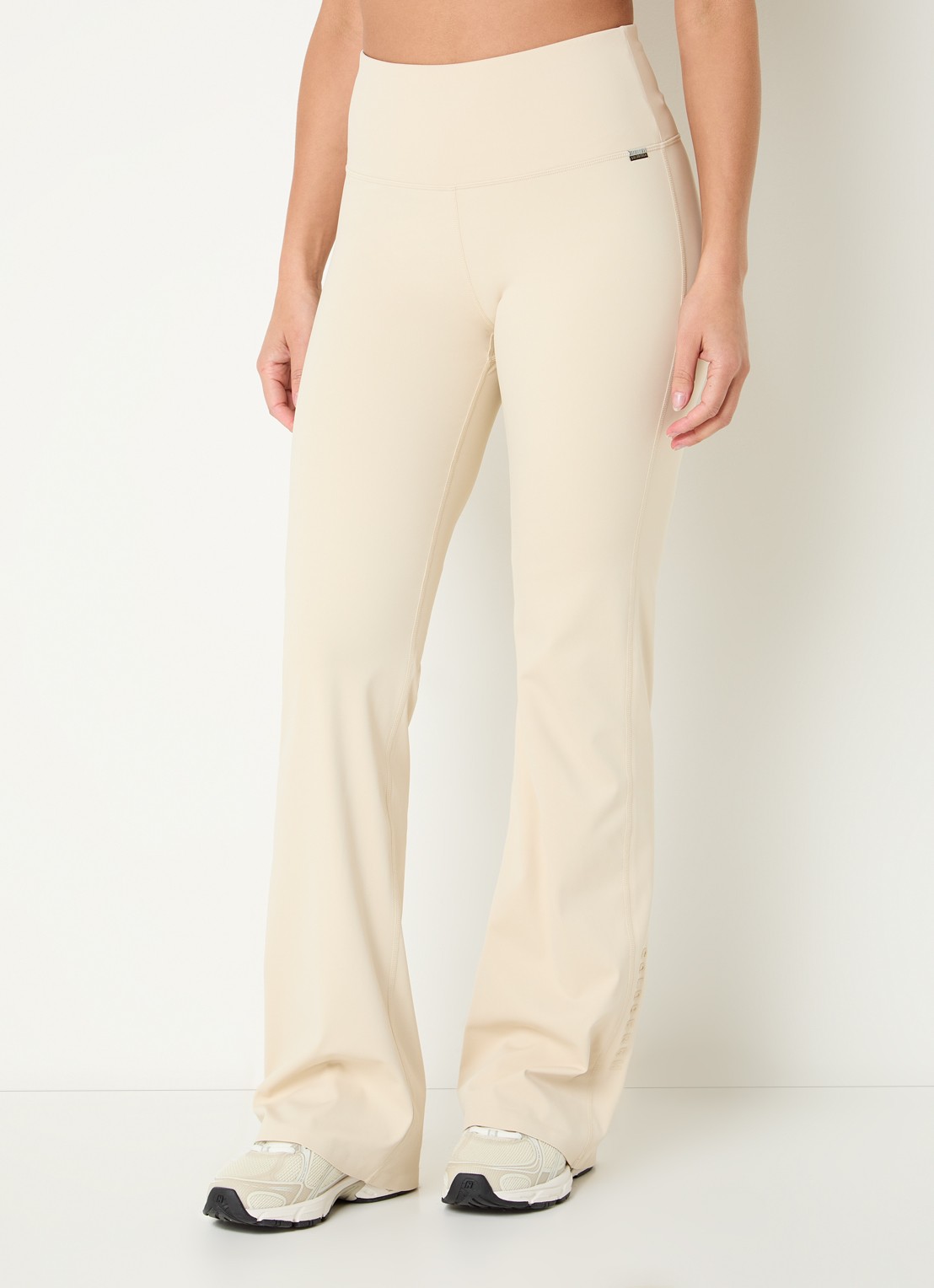 Goldbergh Lunge high waist flared fit legging - detail 3 beige